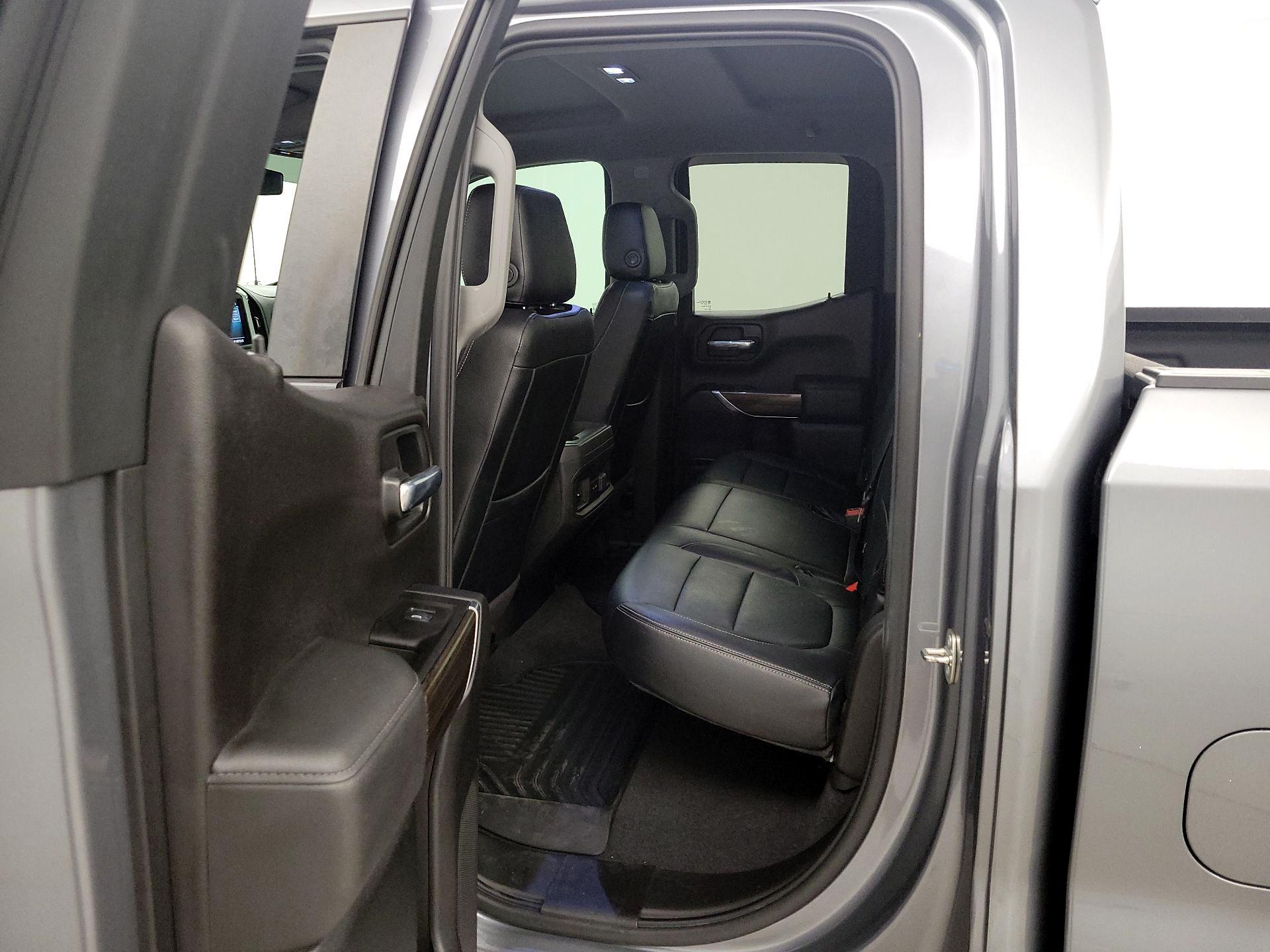 Thumbnail: 2020 Chevrolet Silverado 1500 - 19