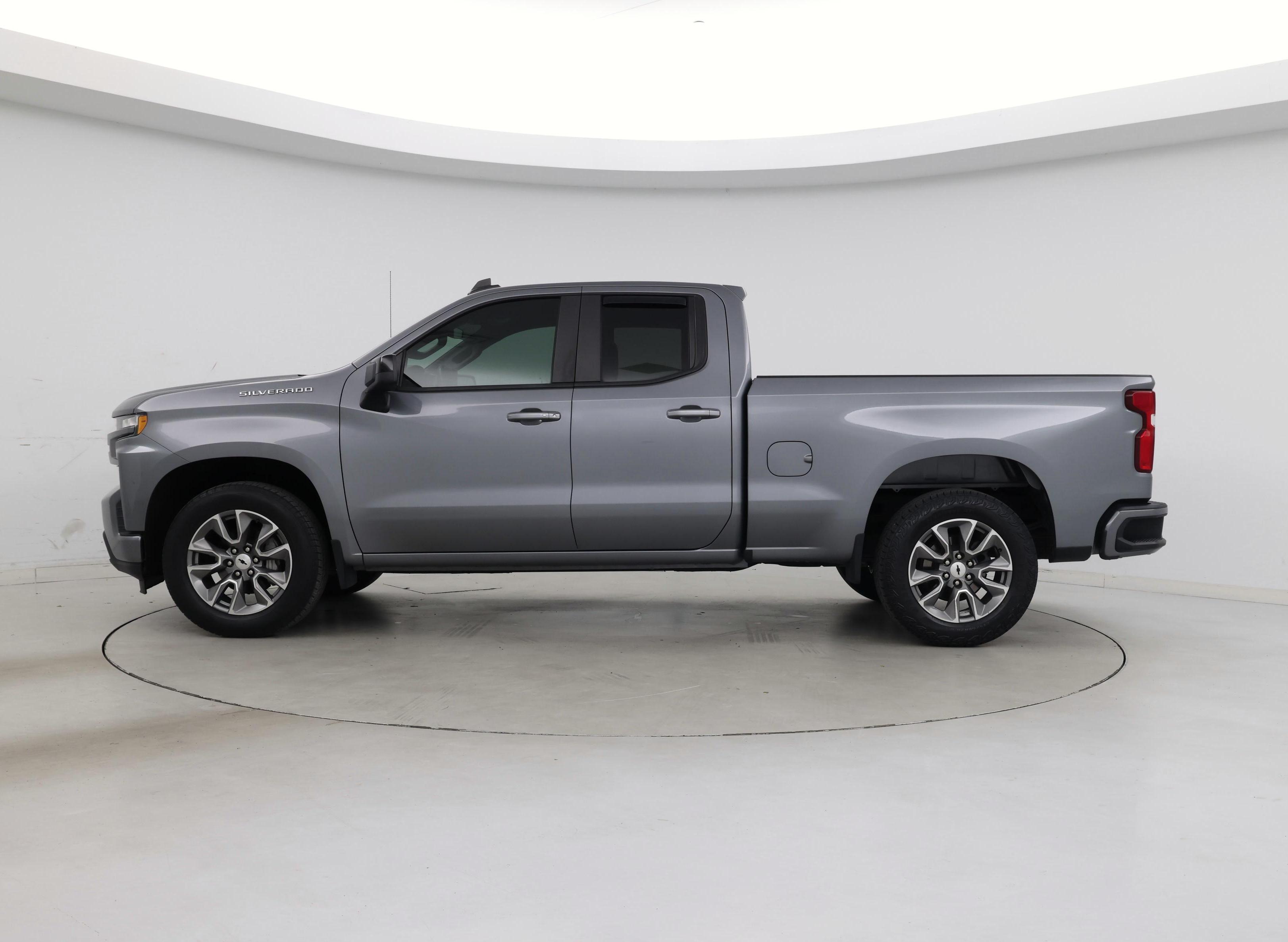Thumbnail: 2020 Chevrolet Silverado 1500 - 3