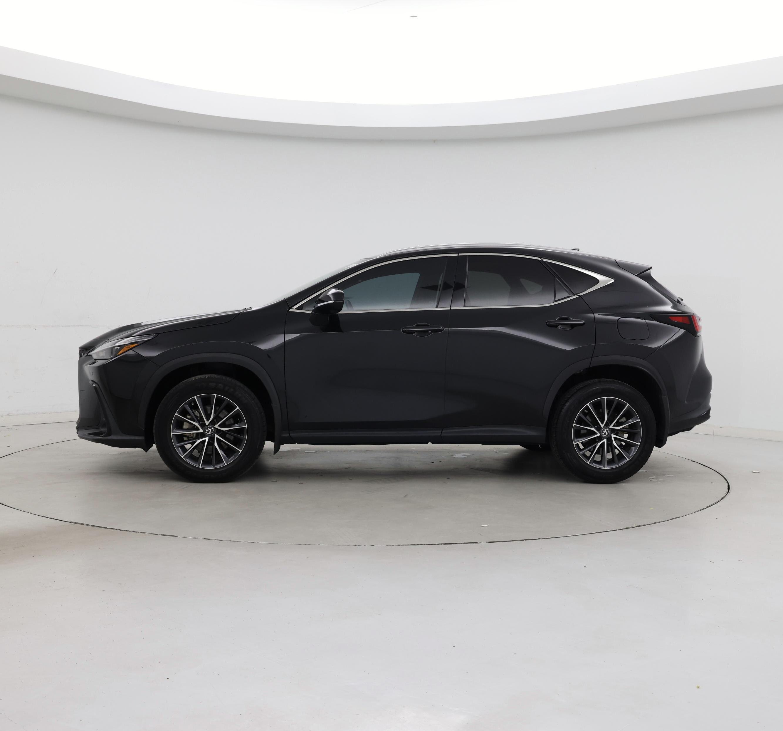 Thumbnail: 2022 Lexus NX - 3