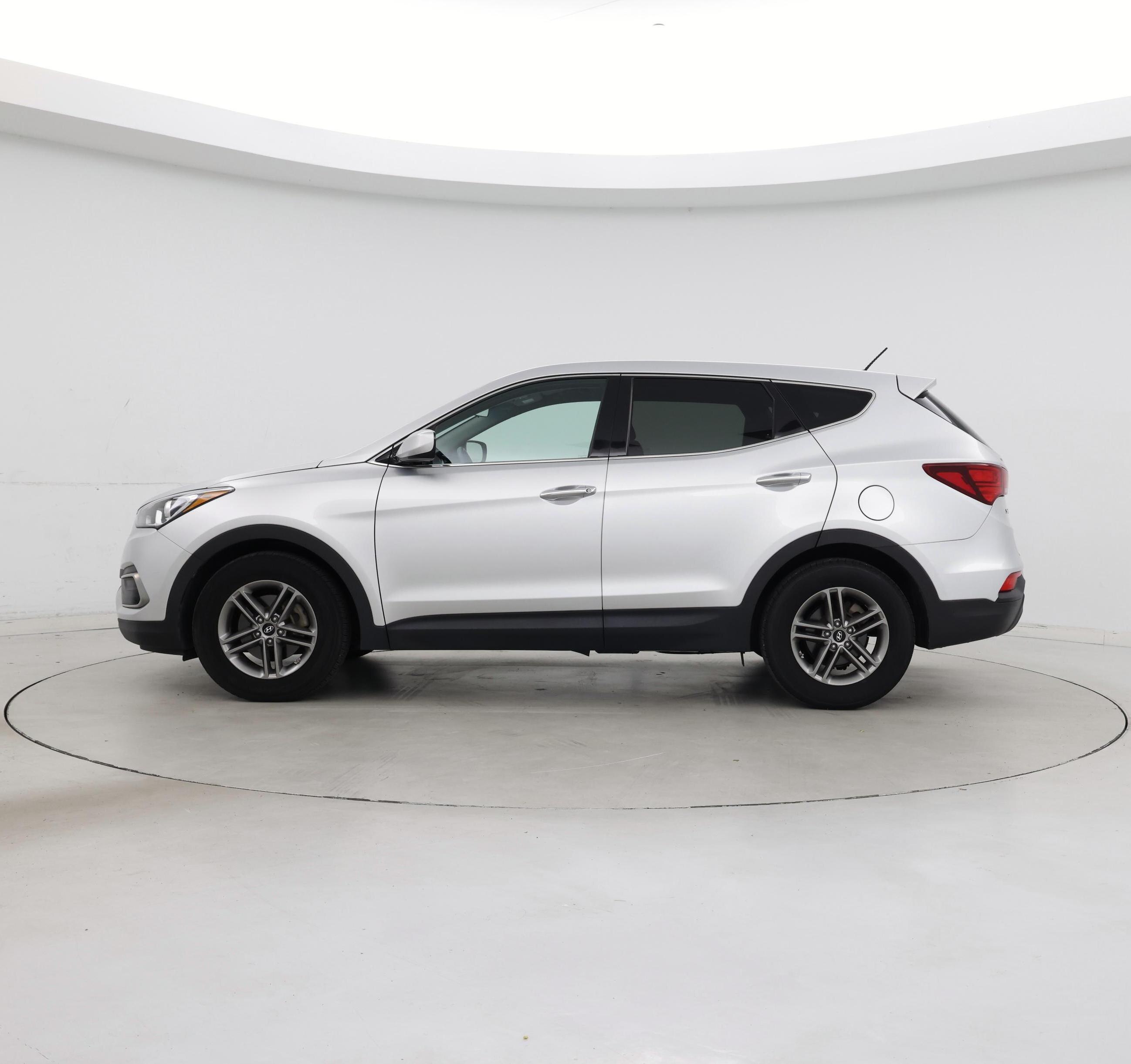 Thumbnail: 2018 Hyundai Santa Fe - 3