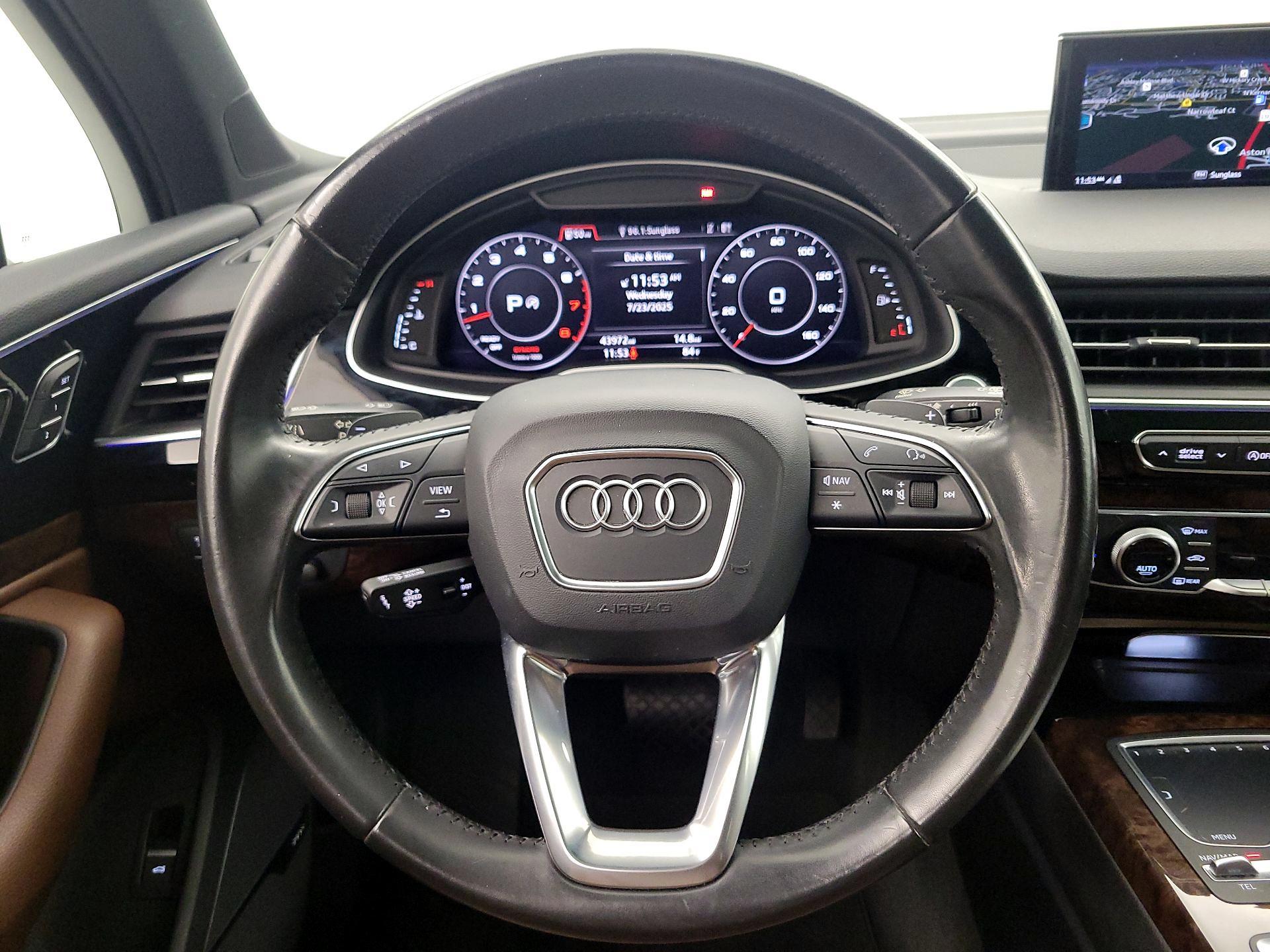 Thumbnail: 2017 Audi Q7 - 10