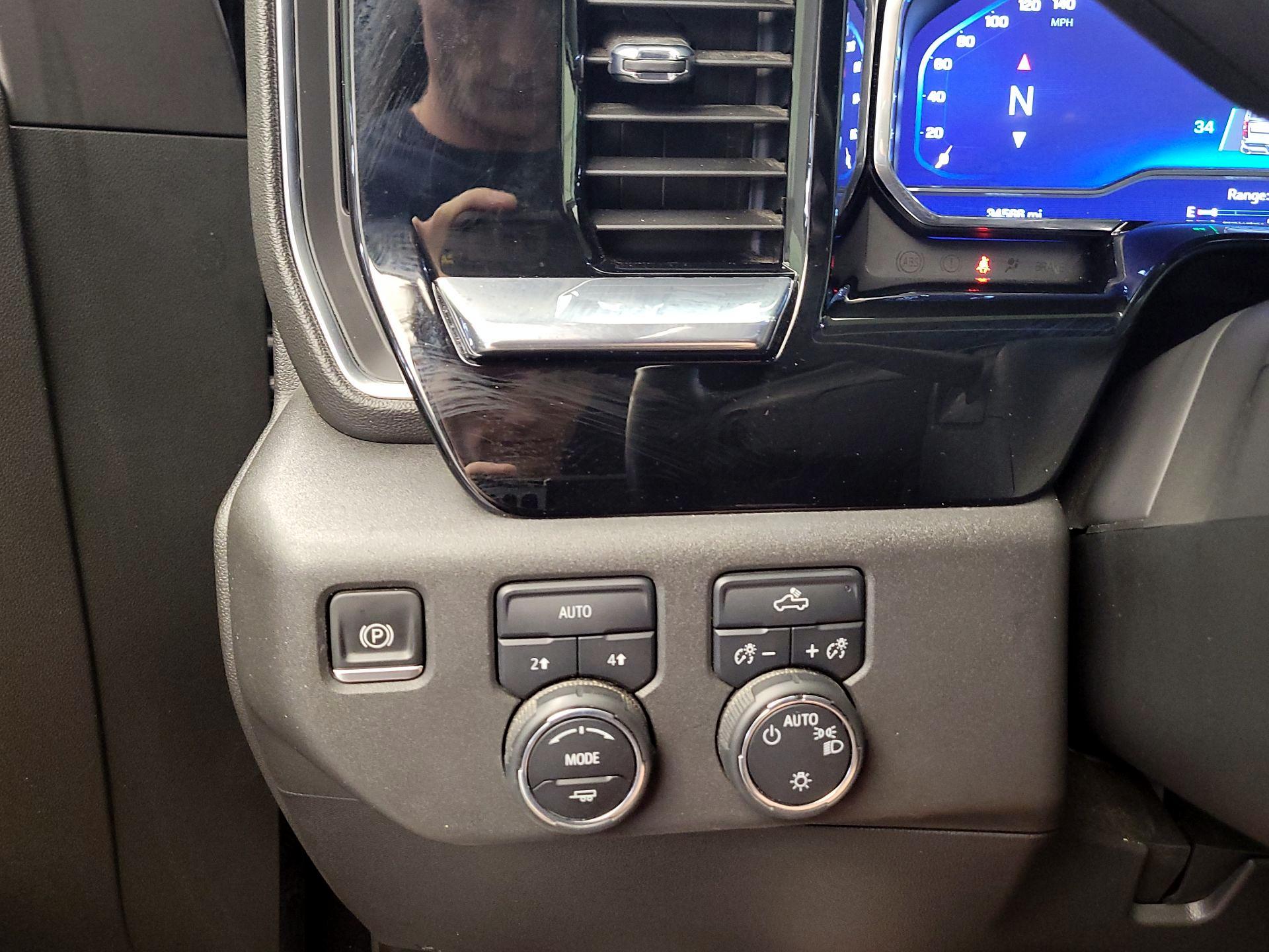 Thumbnail: 2023 Chevrolet Silverado 1500 - 13