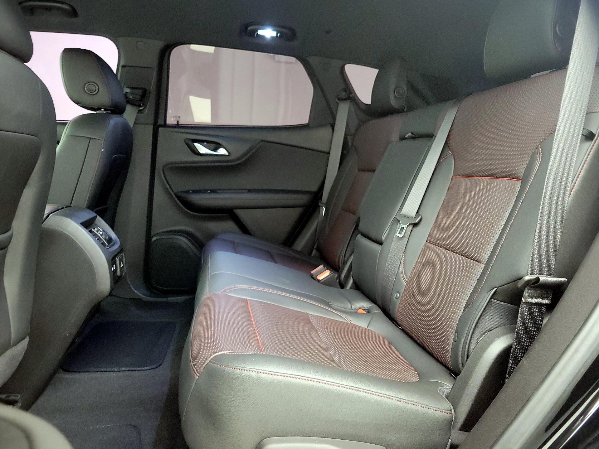 Thumbnail: 2019 Chevrolet Blazer - 19