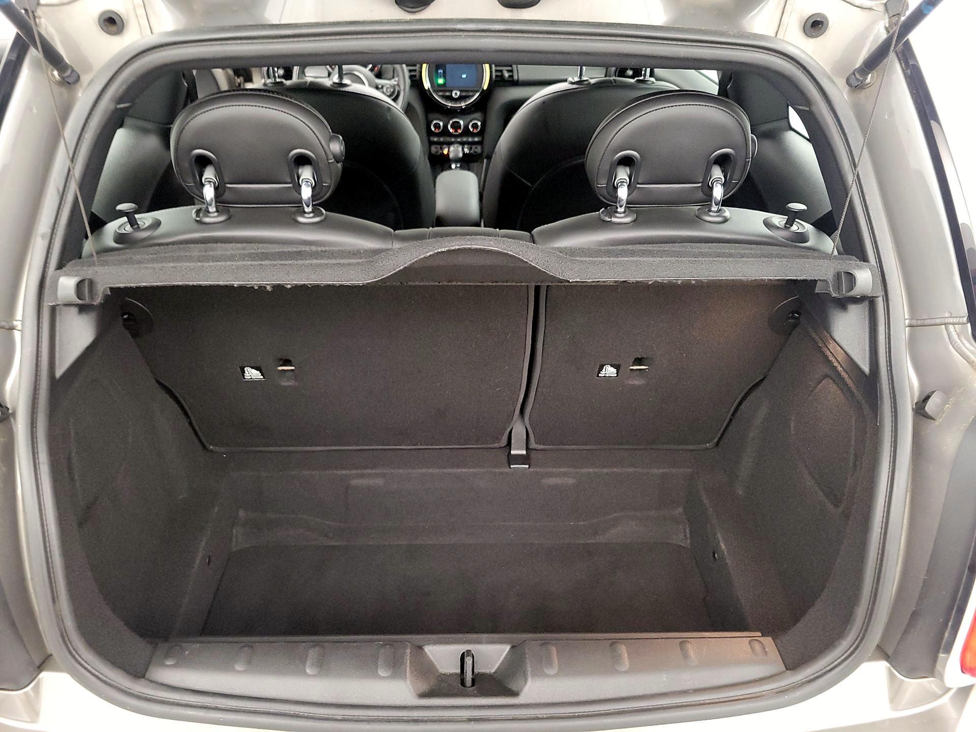 Thumbnail: 2019 MINI Cooper Hardtop - 20
