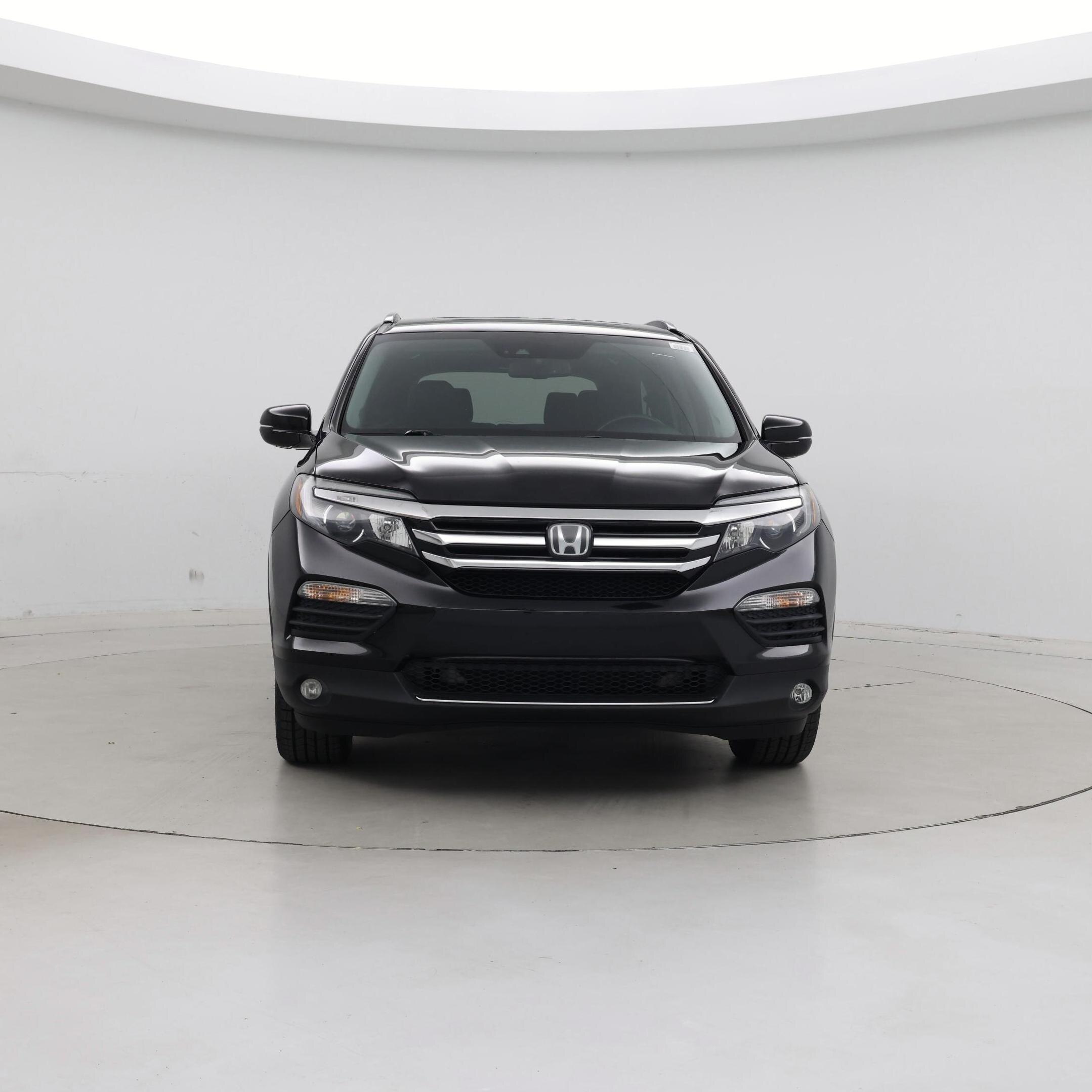 Thumbnail: 2017 Honda Pilot - 5