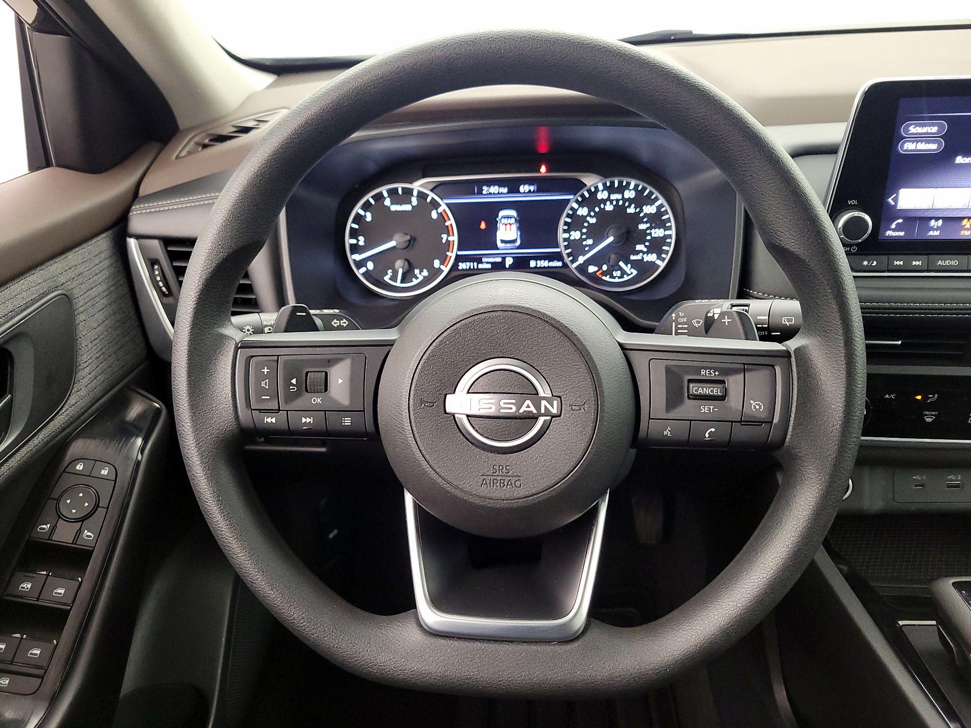 Thumbnail: 2023 Nissan Rogue - 10
