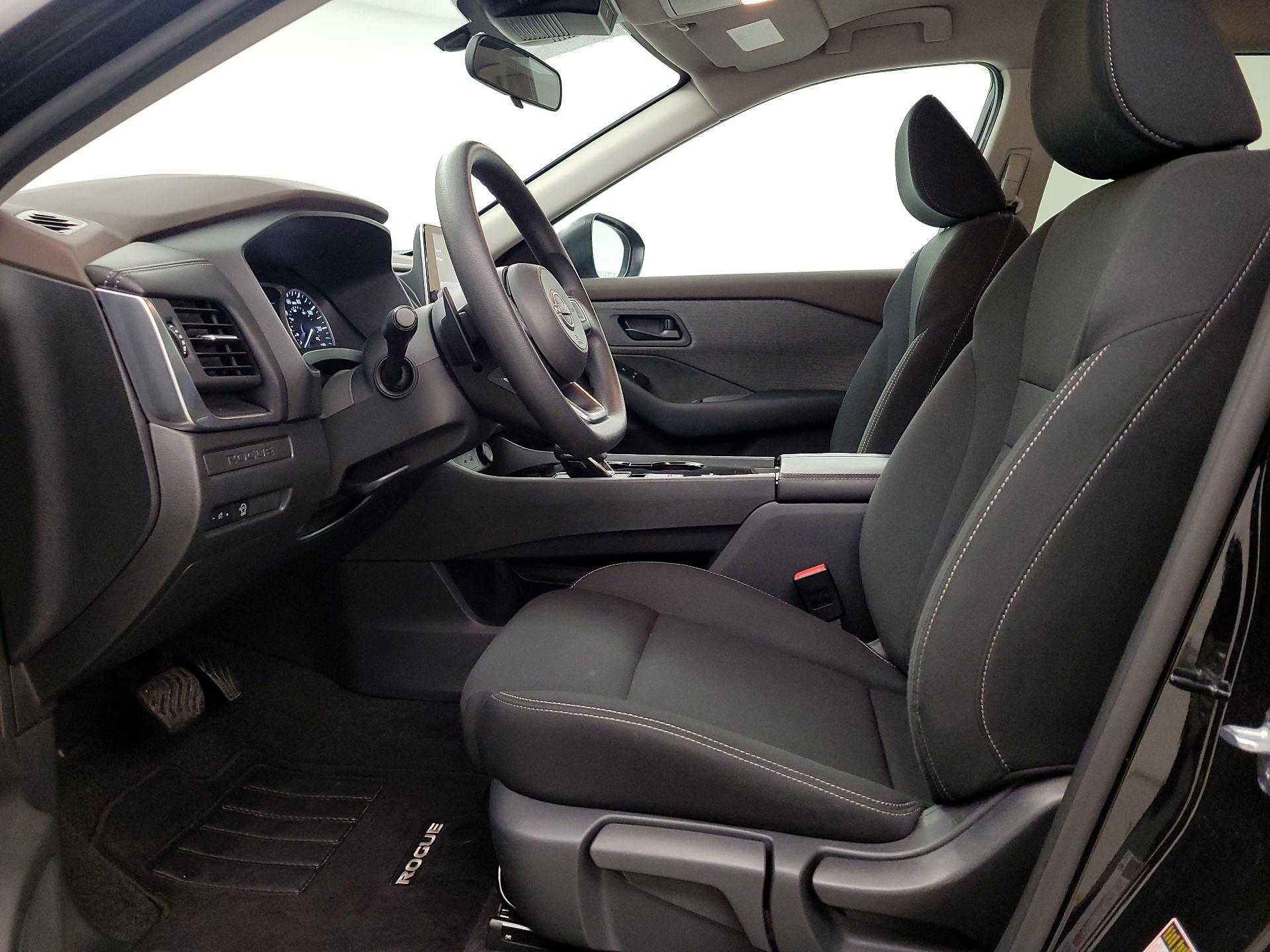 Thumbnail: 2023 Nissan Rogue - 11