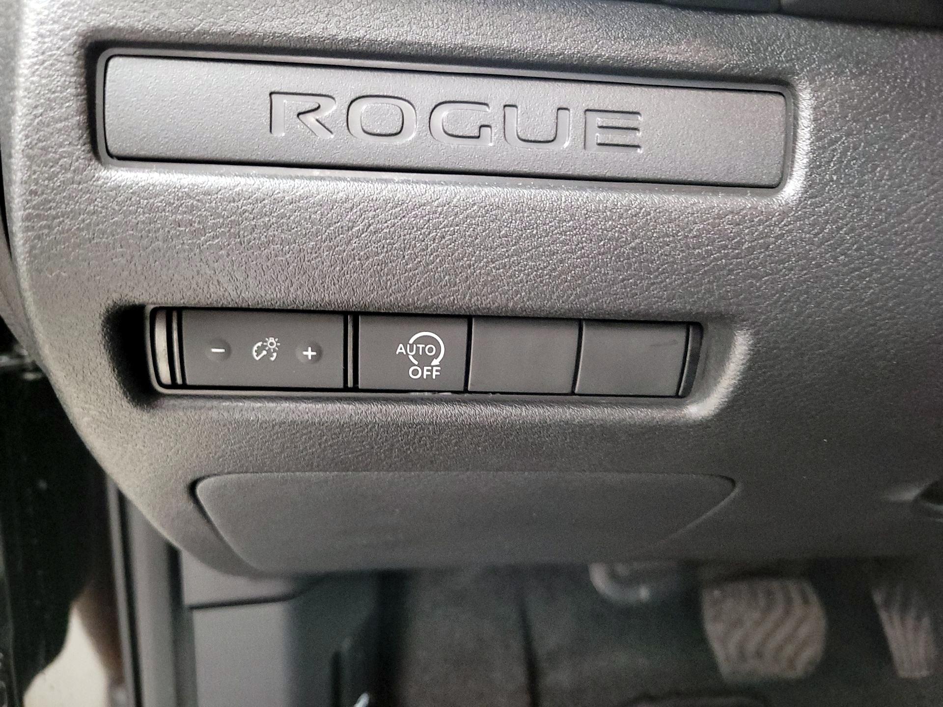 Thumbnail: 2023 Nissan Rogue - 13