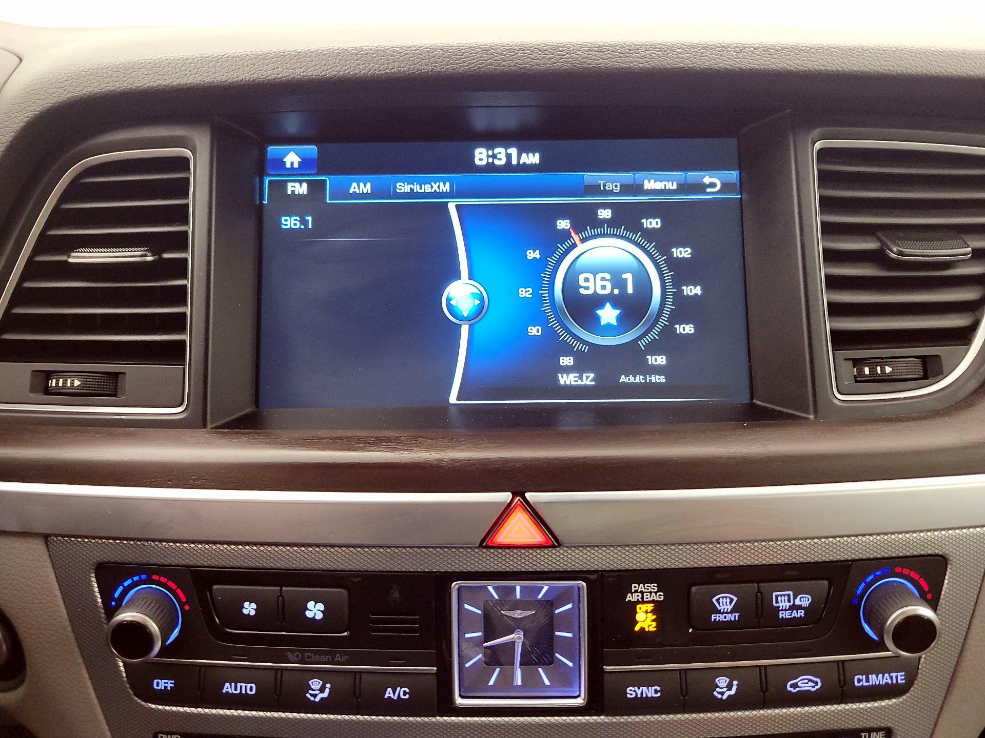Thumbnail: 2019 Genesis G80 - 16