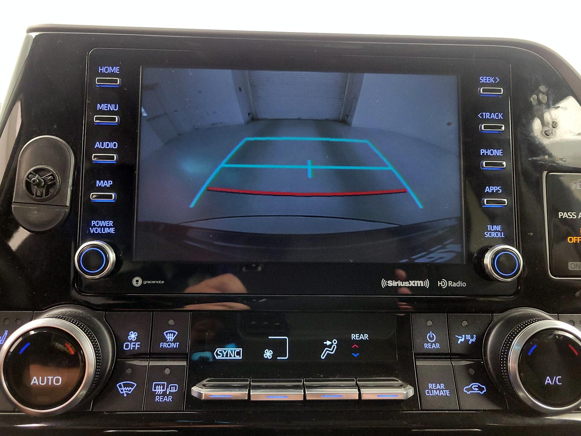Thumbnail: 2022 Toyota Highlander - 14