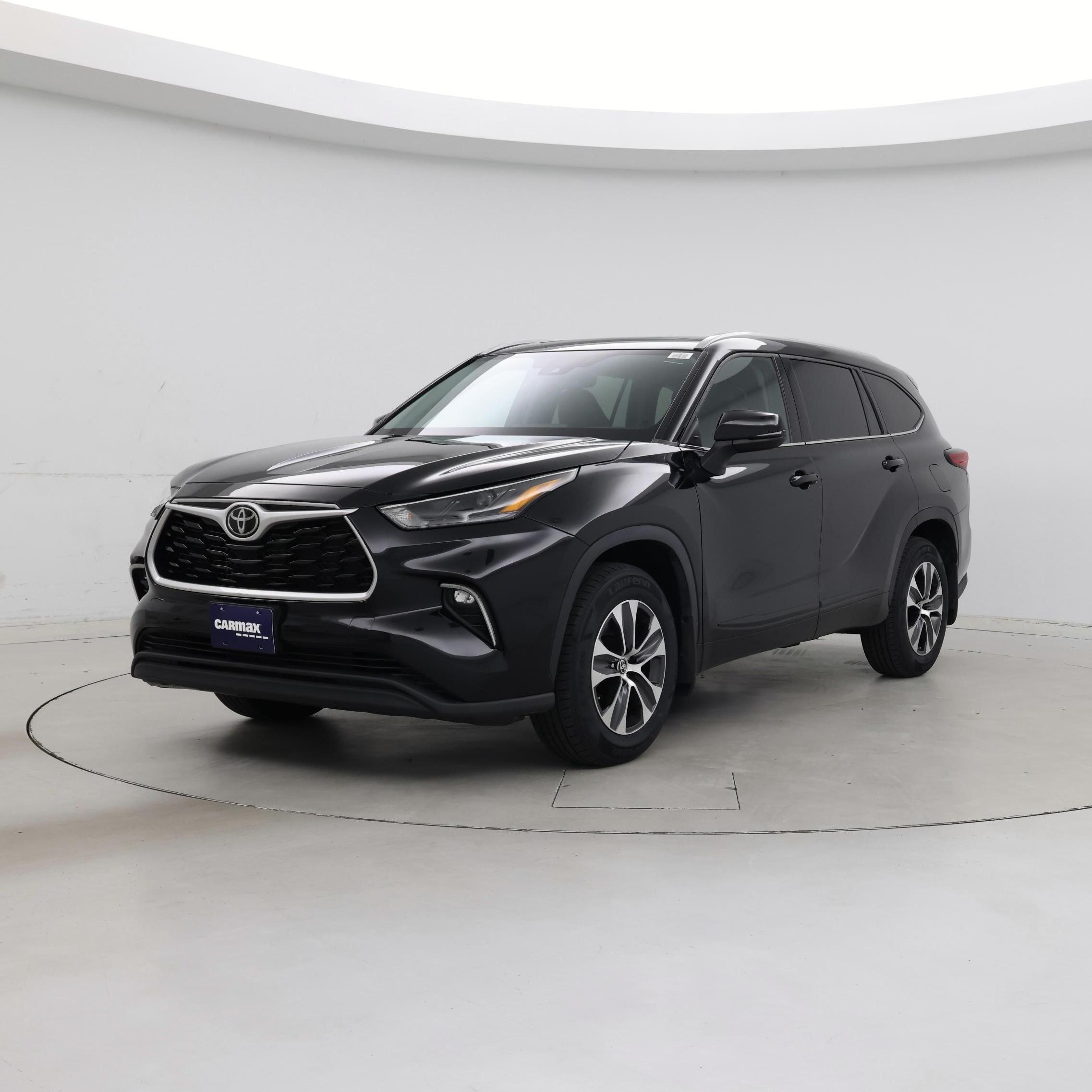 Thumbnail: 2022 Toyota Highlander - 4