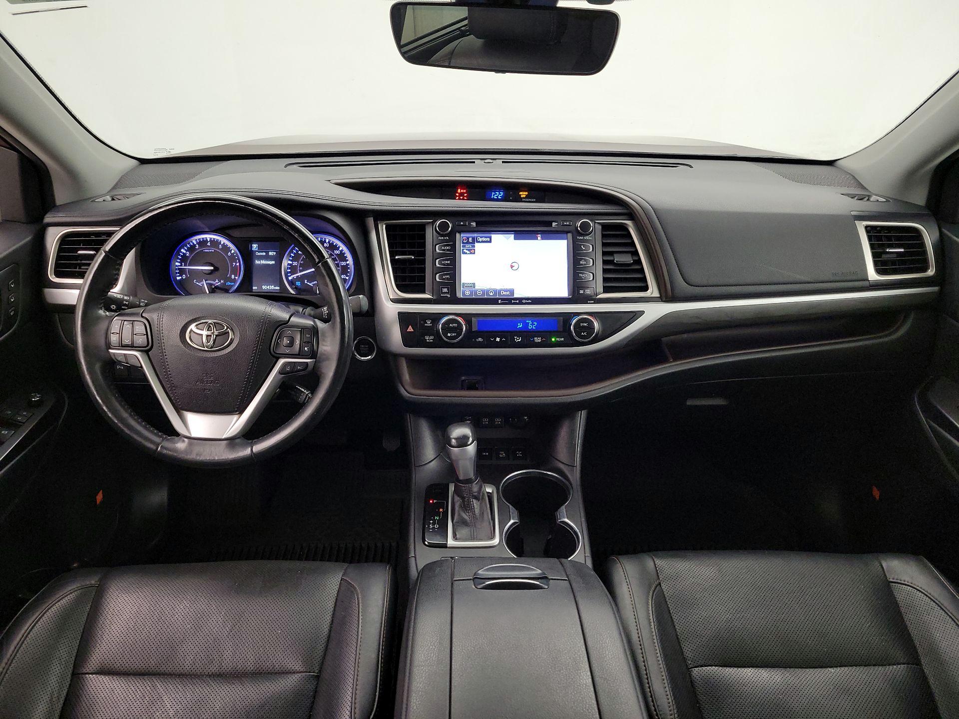 Thumbnail: 2019 Toyota Highlander - 9