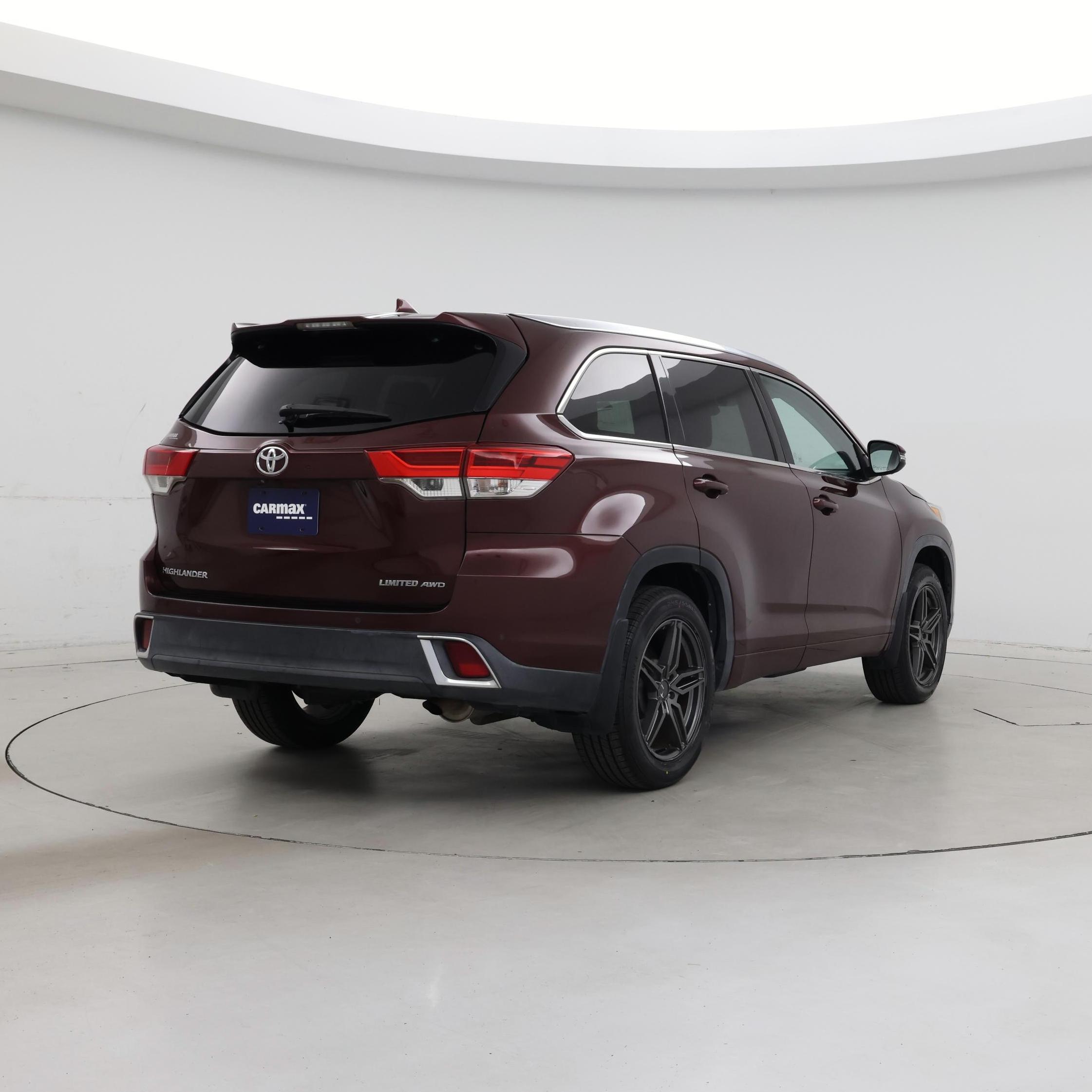 Thumbnail: 2019 Toyota Highlander - 8