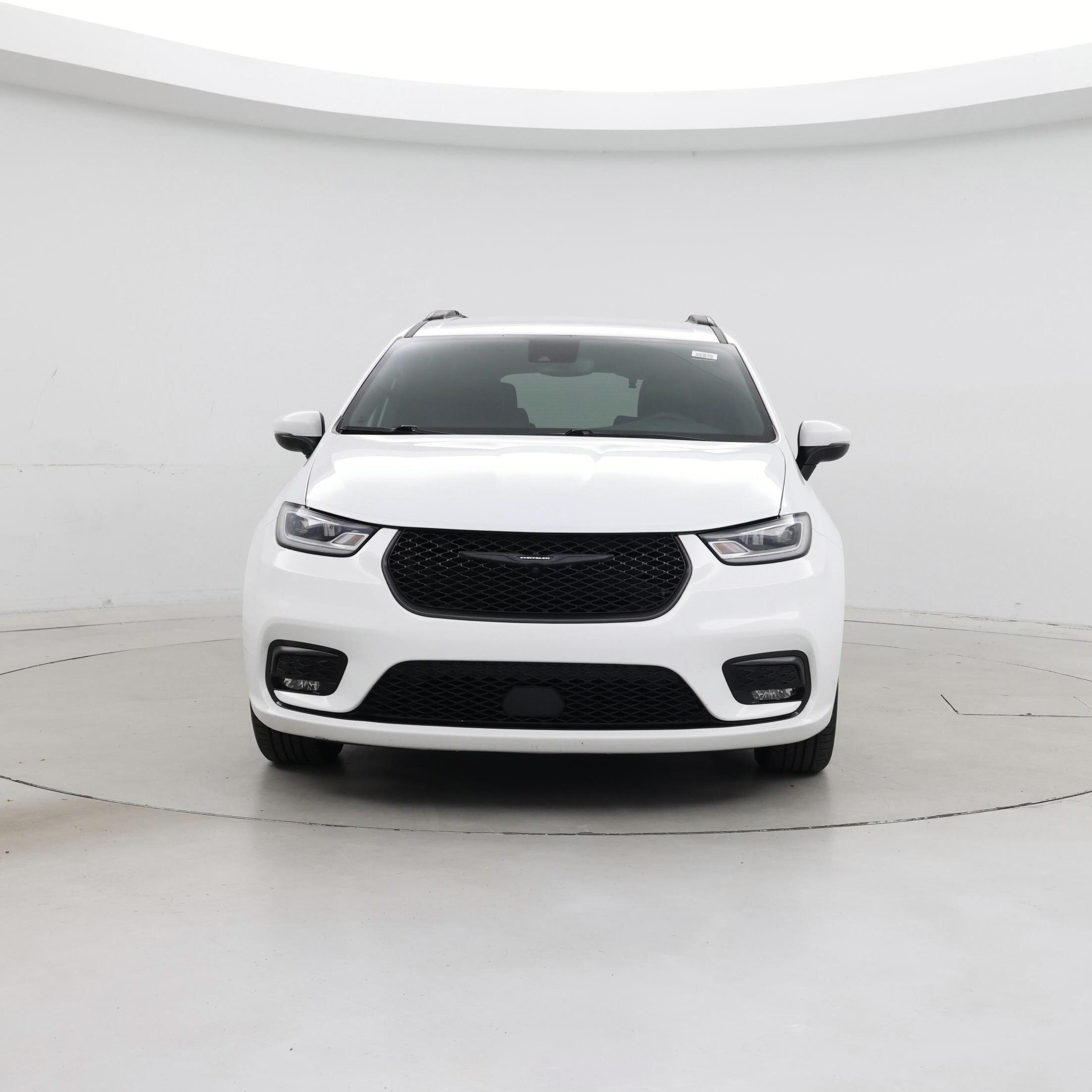 Thumbnail: 2023 Chrysler Pacifica - 5