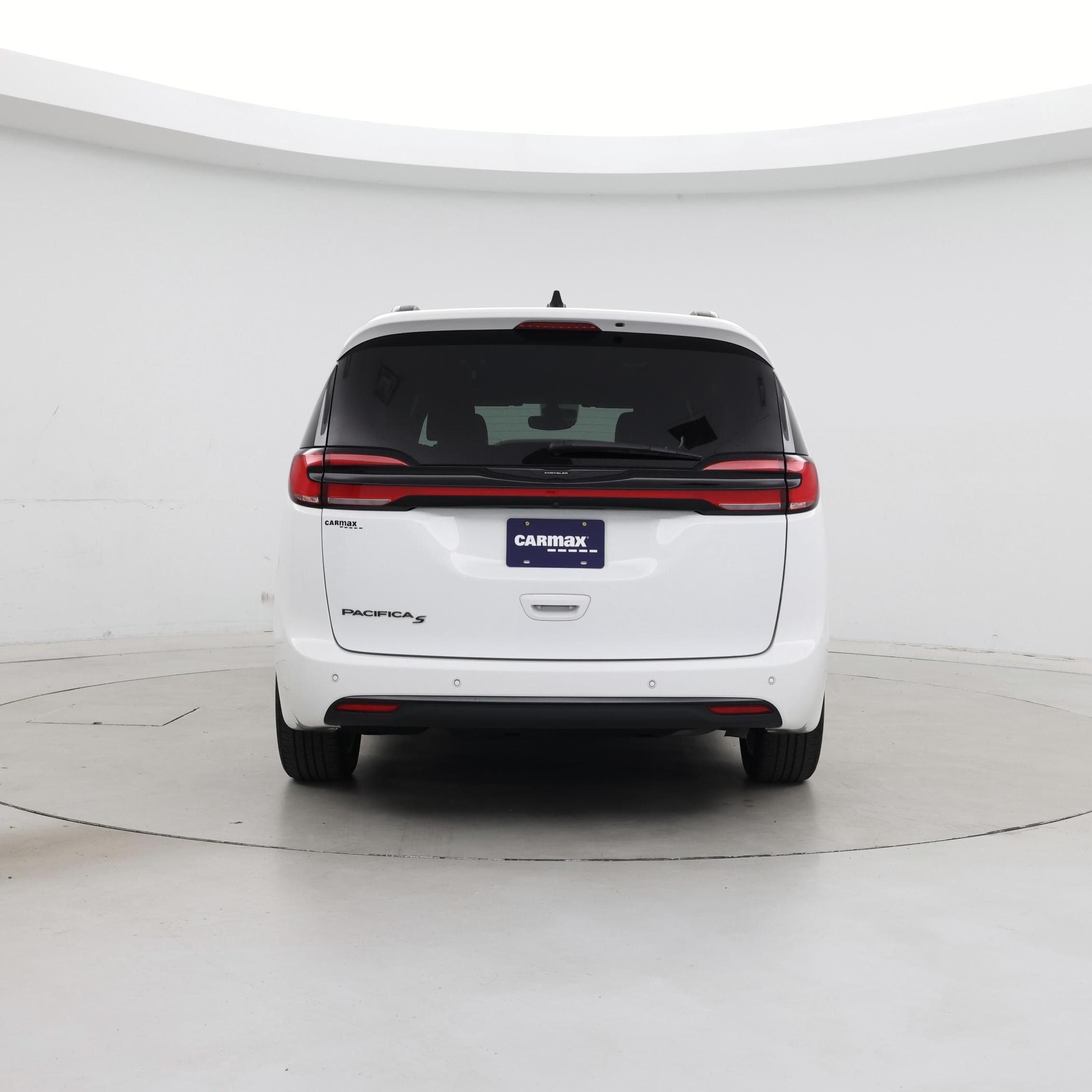 Thumbnail: 2023 Chrysler Pacifica - 6