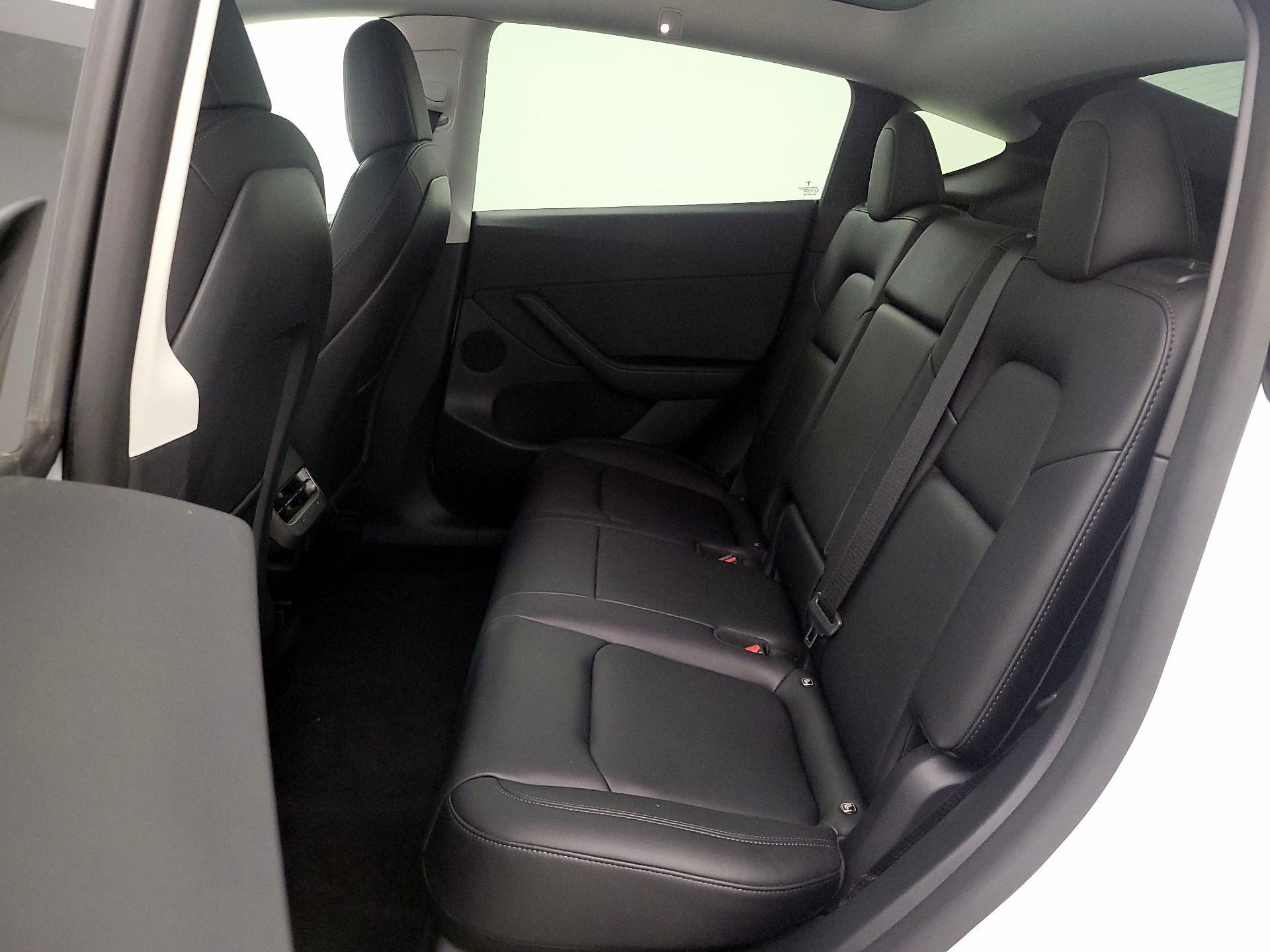 Thumbnail: 2022 Tesla Model Y - 18