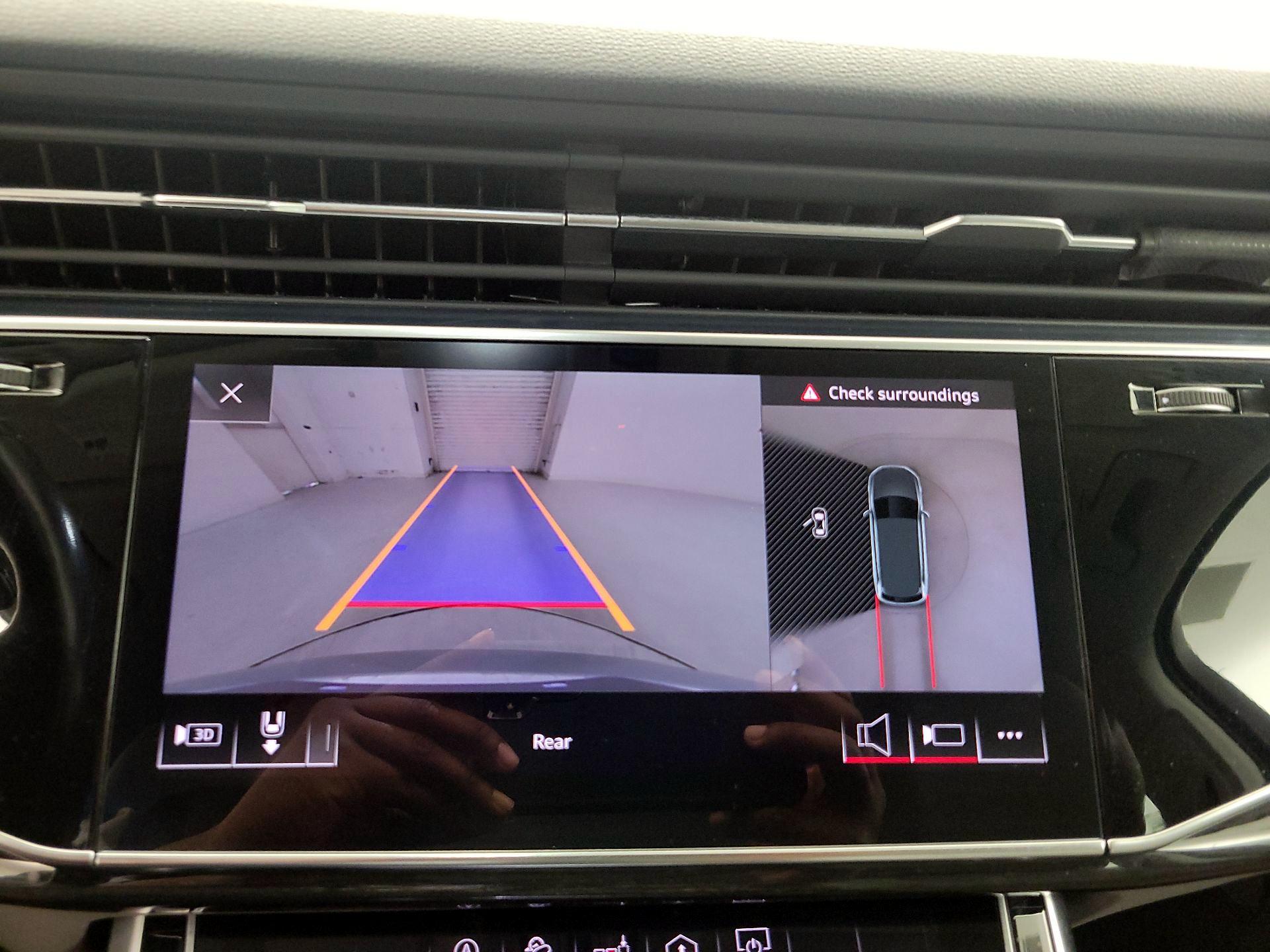 Thumbnail: 2020 Audi Q7 - 15