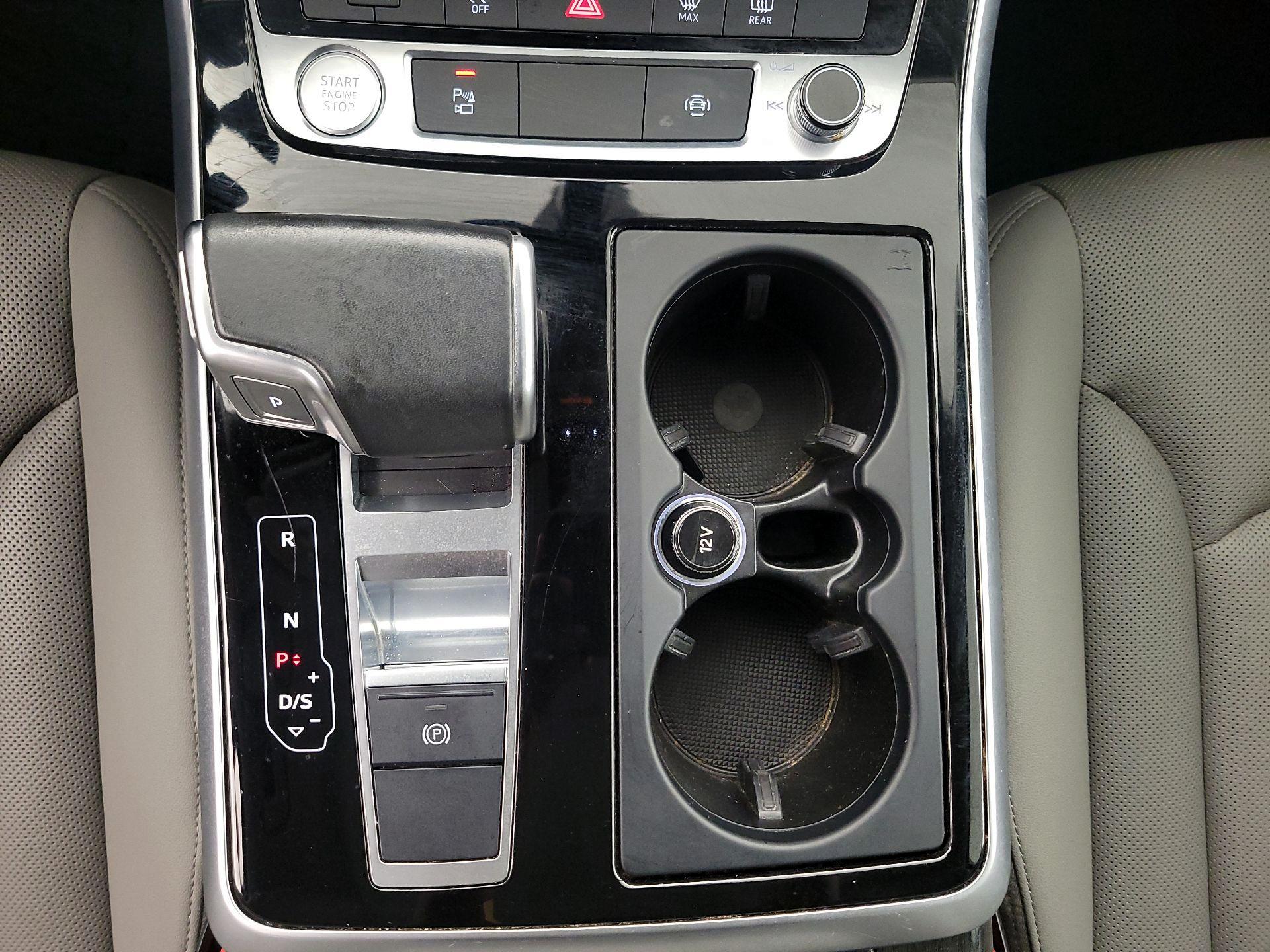 Thumbnail: 2020 Audi Q7 - 18