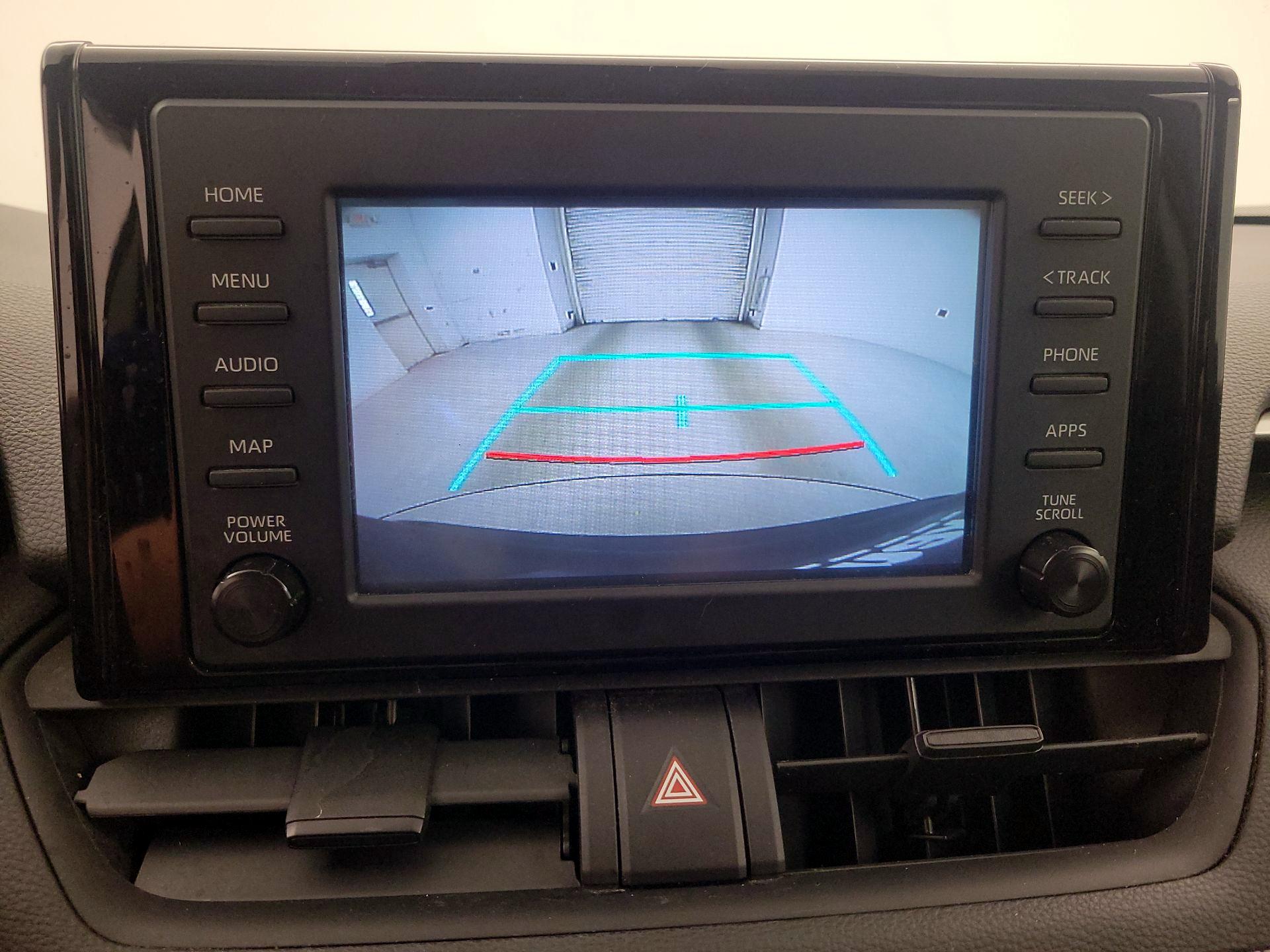 Thumbnail: 2019 Toyota RAV4 - 14