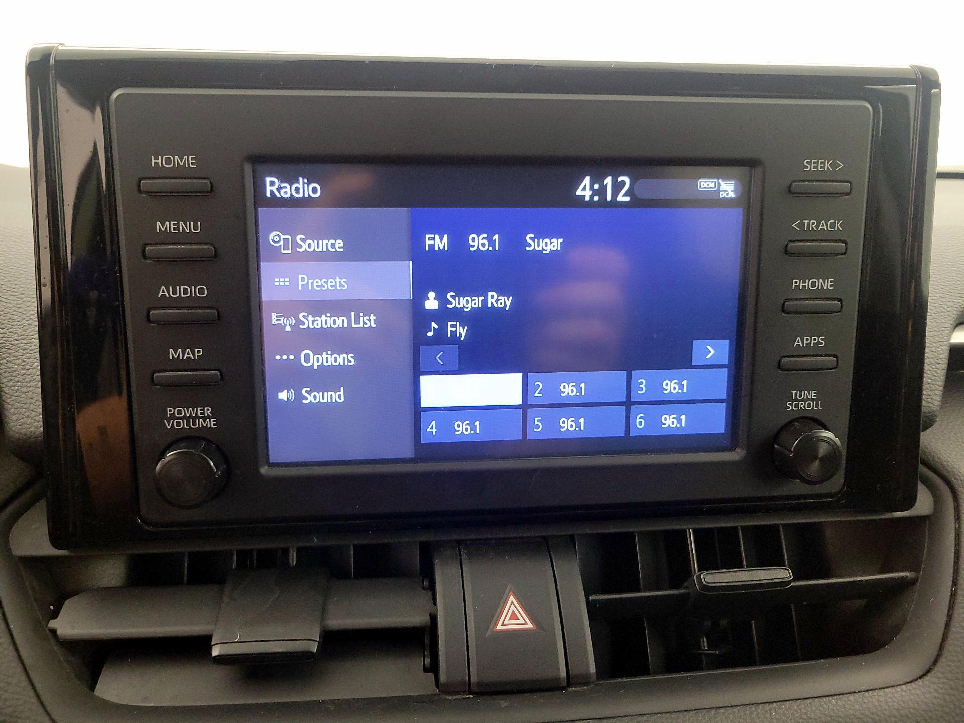 Thumbnail: 2019 Toyota RAV4 - 15