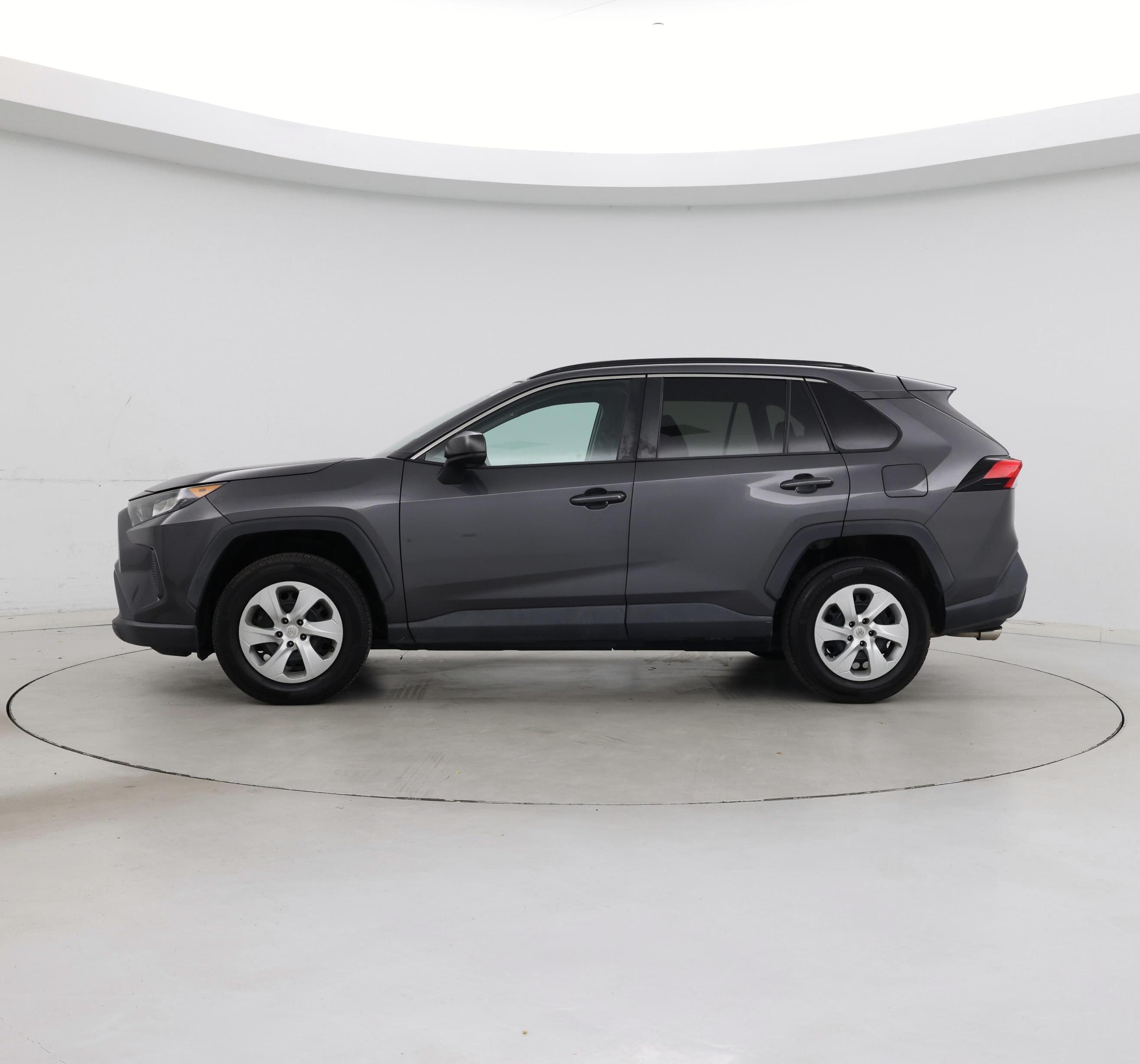 Thumbnail: 2019 Toyota RAV4 - 3