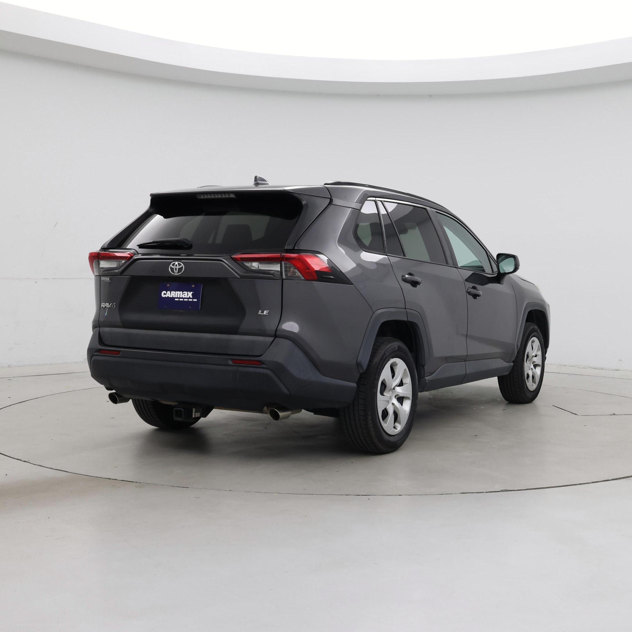 Thumbnail: 2019 Toyota RAV4 - 8