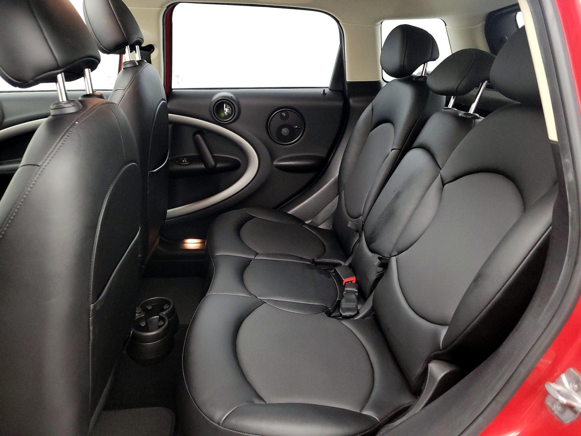 Thumbnail: 2016 MINI Cooper Countryman - 18