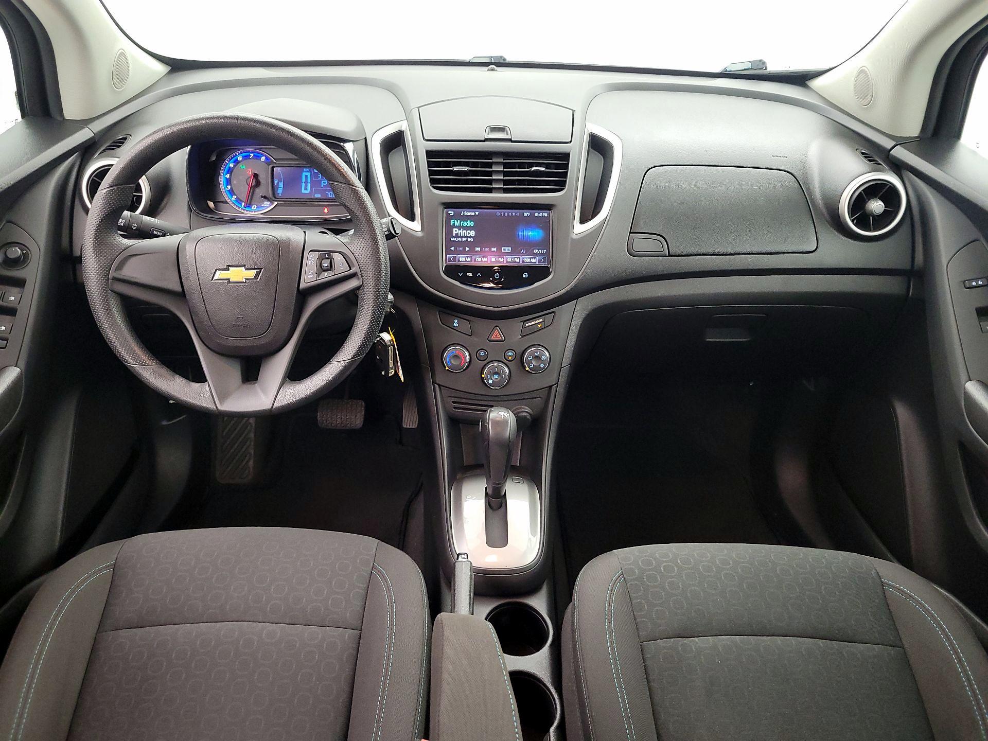 Thumbnail: 2015 Chevrolet Trax - 9