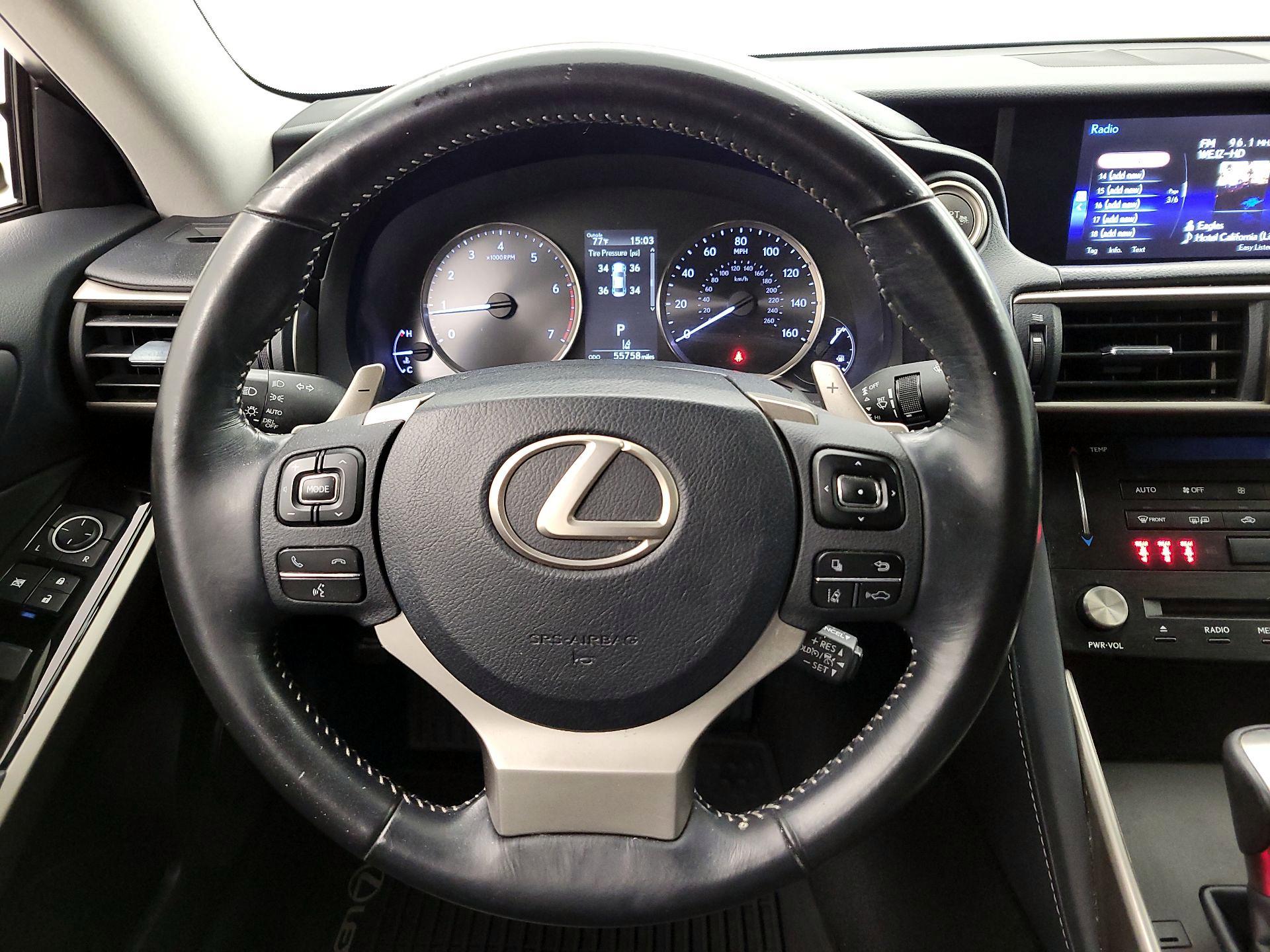 Thumbnail: 2018 Lexus IS - 10