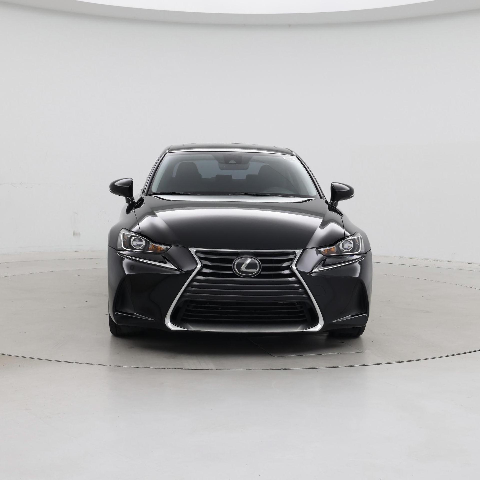 Thumbnail: 2018 Lexus IS - 5