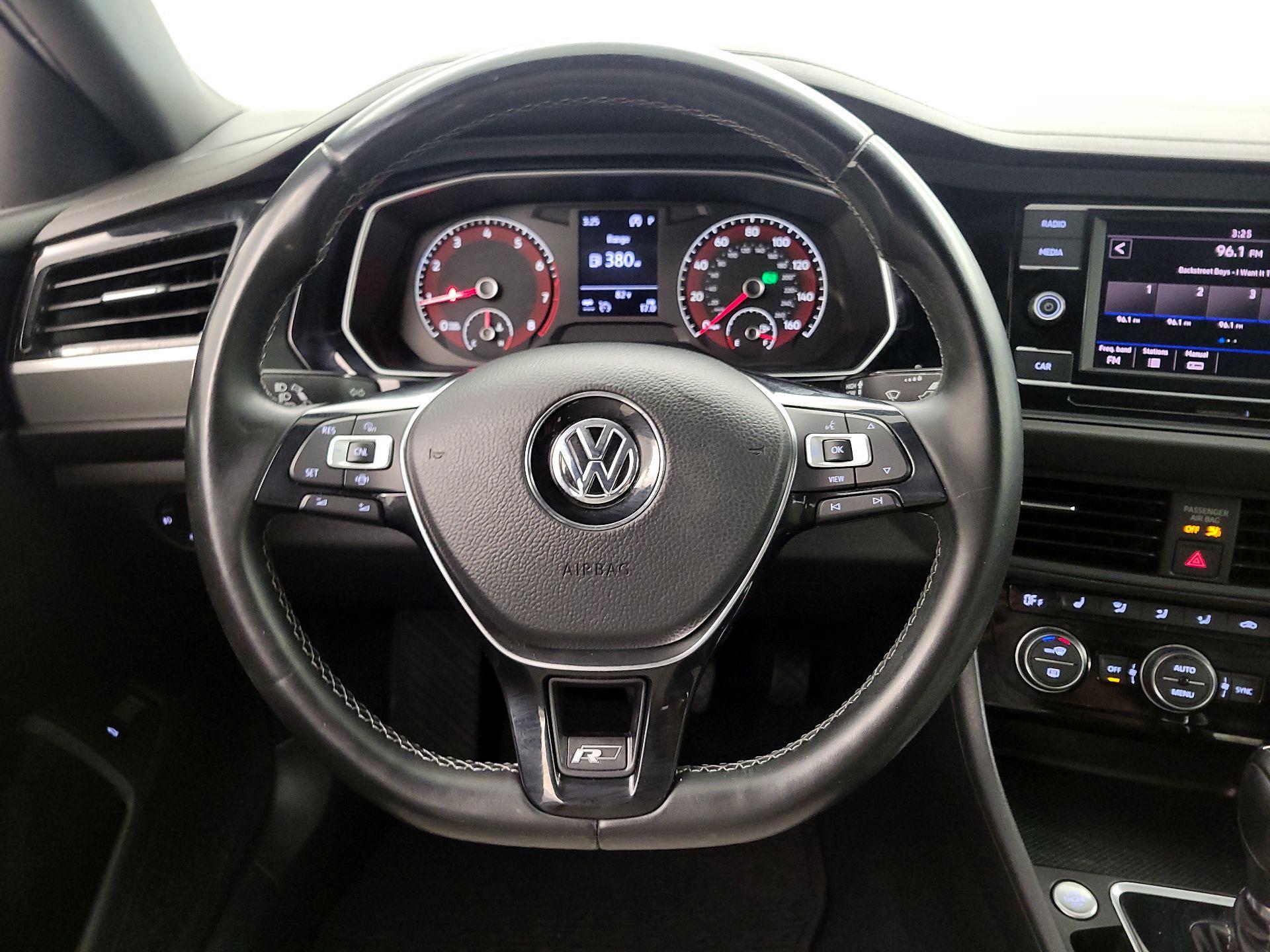 Thumbnail: 2019 Volkswagen Jetta - 10
