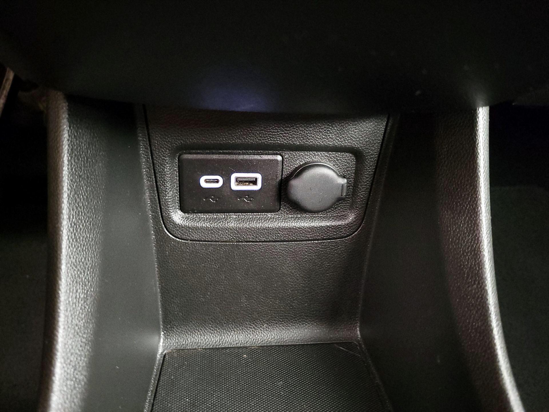 Thumbnail: 2020 Chevrolet Spark - 18