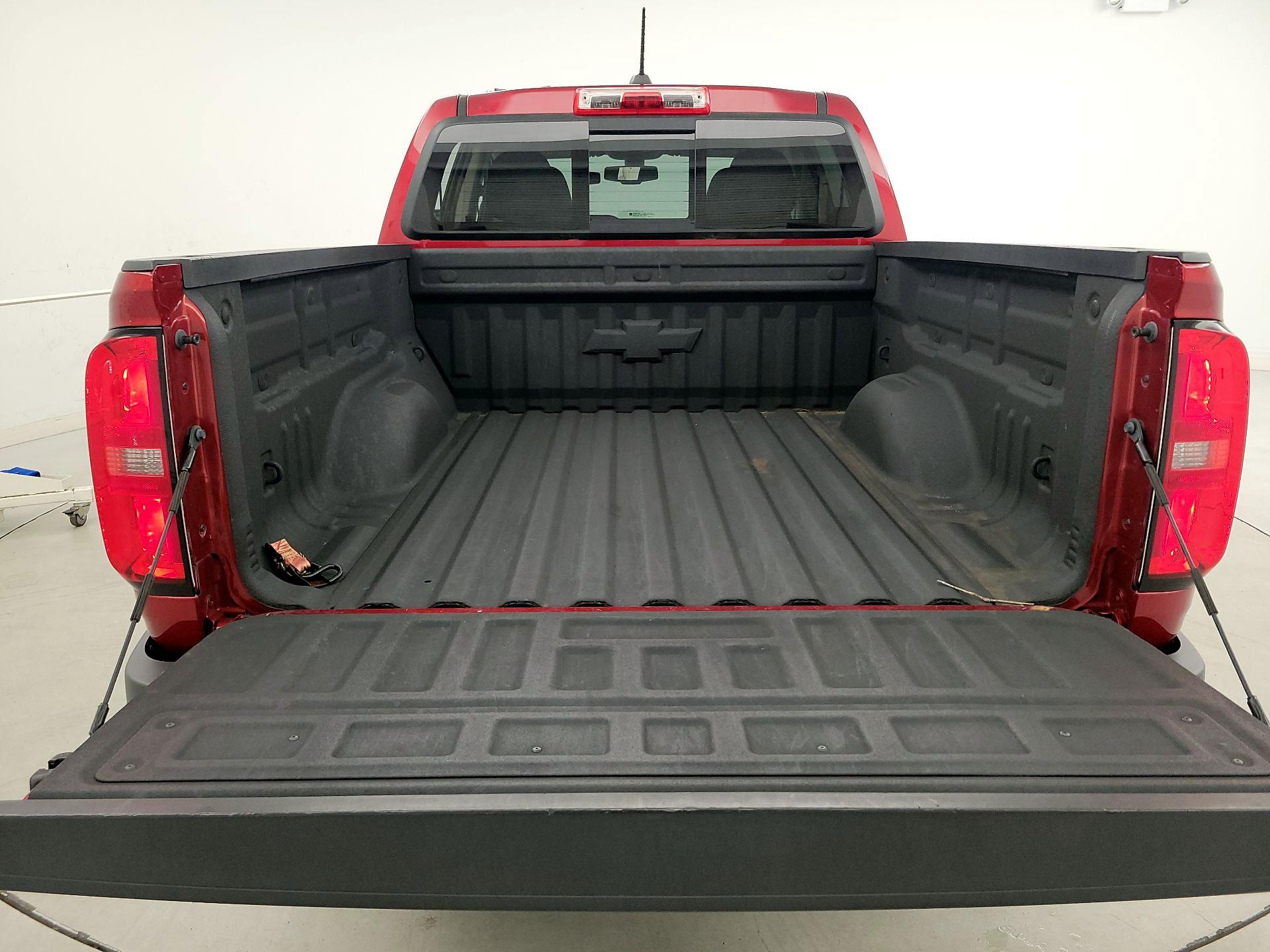 Thumbnail: 2021 Chevrolet Colorado - 20