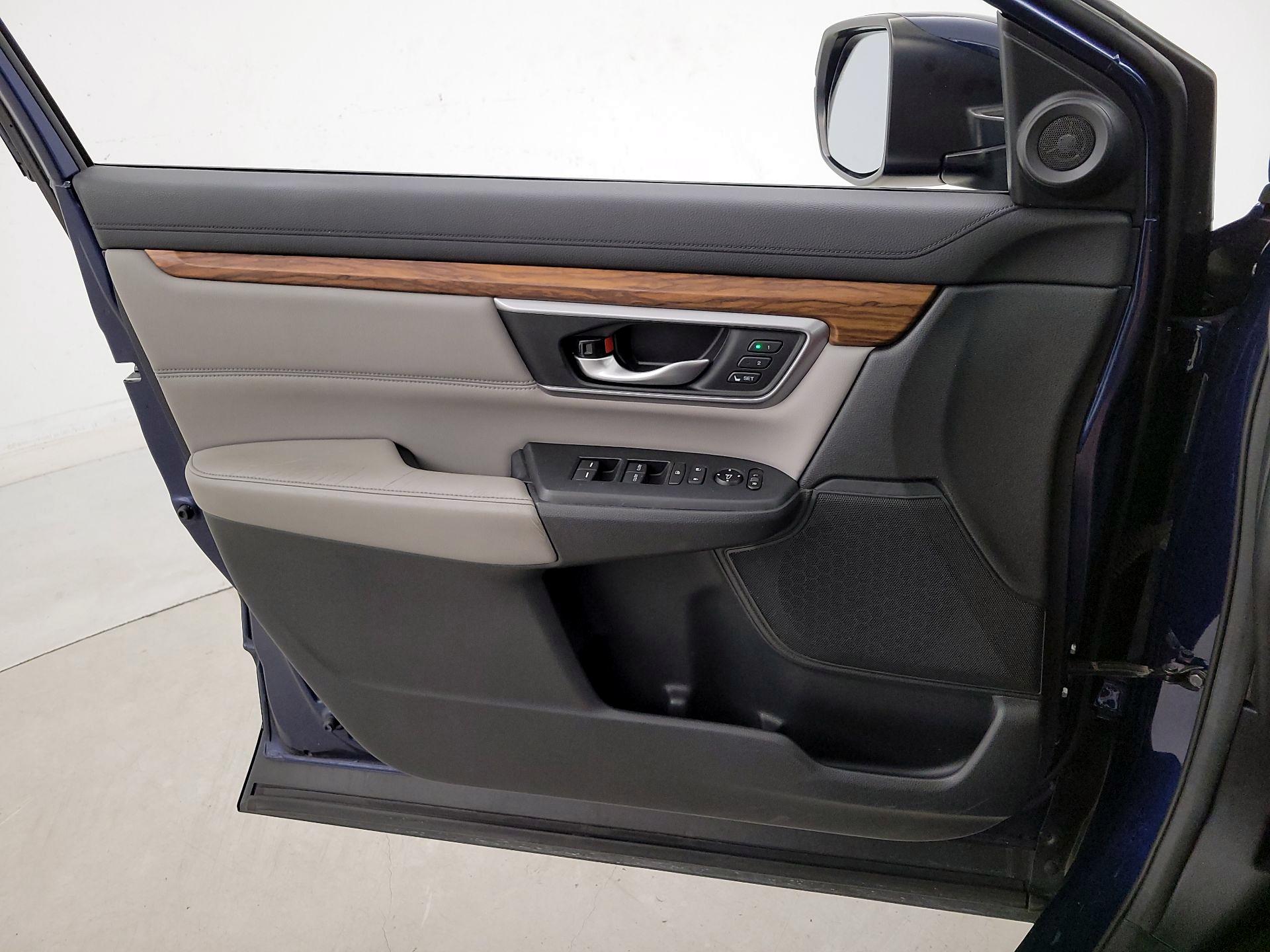 Thumbnail: 2017 Honda CR-V - 12