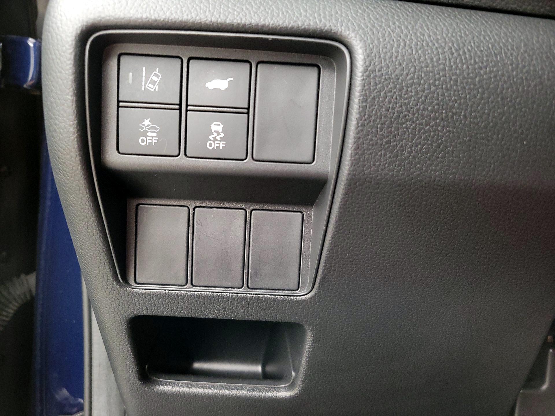Thumbnail: 2017 Honda CR-V - 13