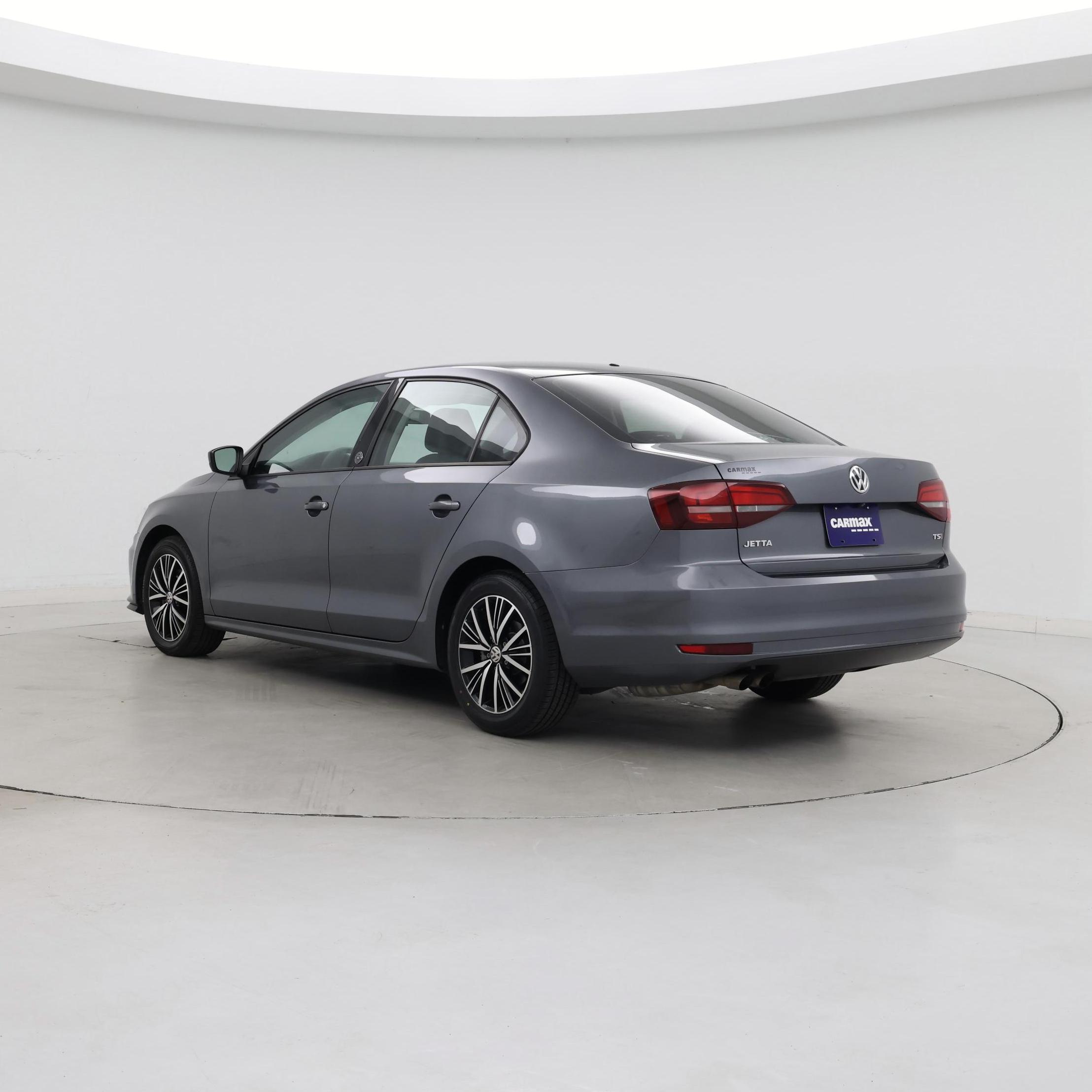 Thumbnail: 2018 Volkswagen Jetta - 2