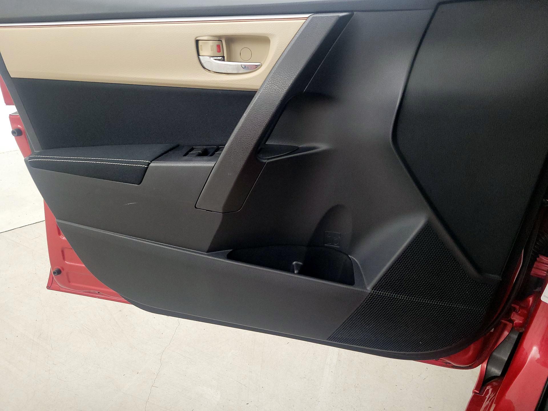 Thumbnail: 2014 Toyota Corolla - 12