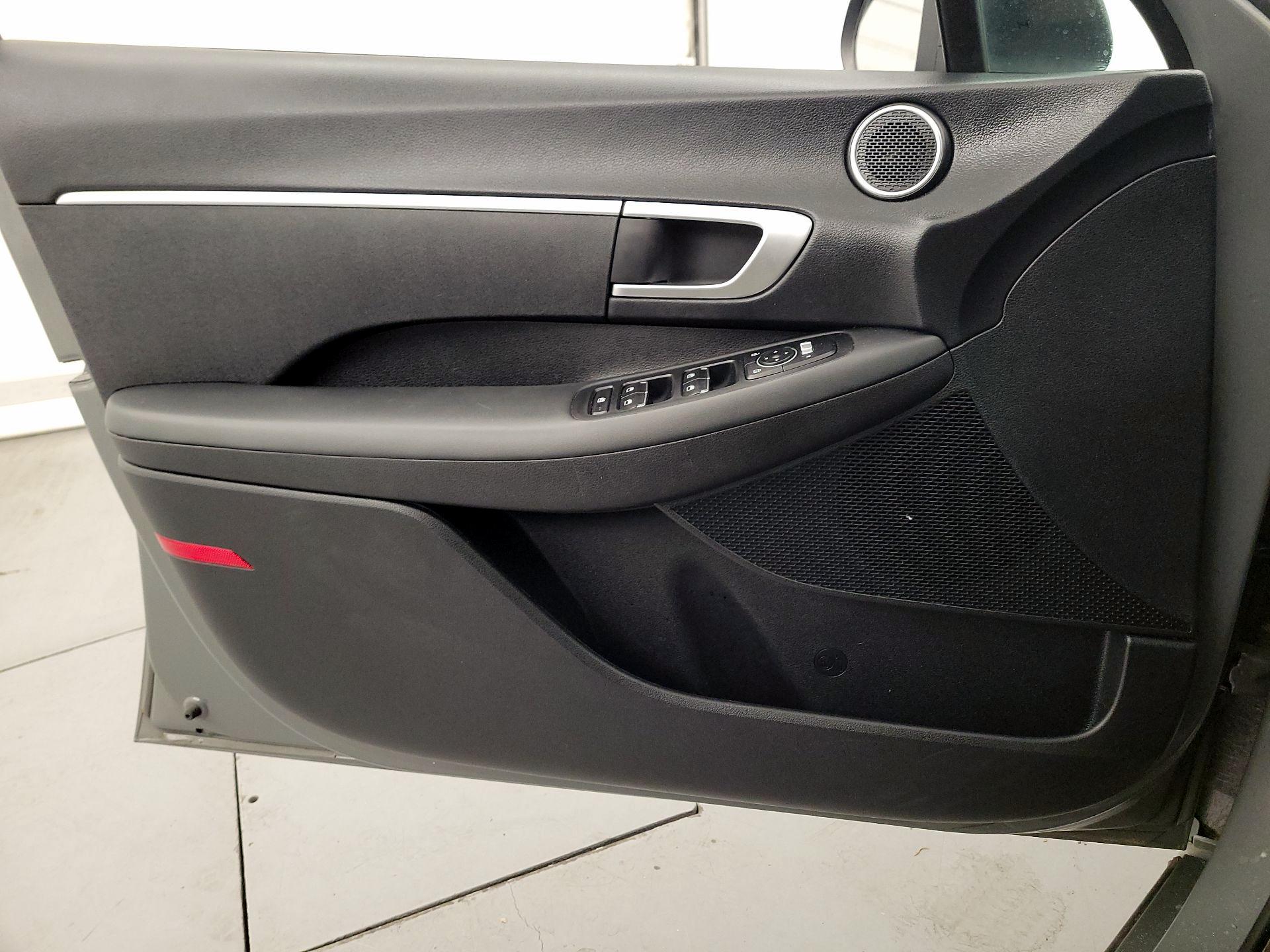 Thumbnail: 2021 Hyundai Sonata - 12