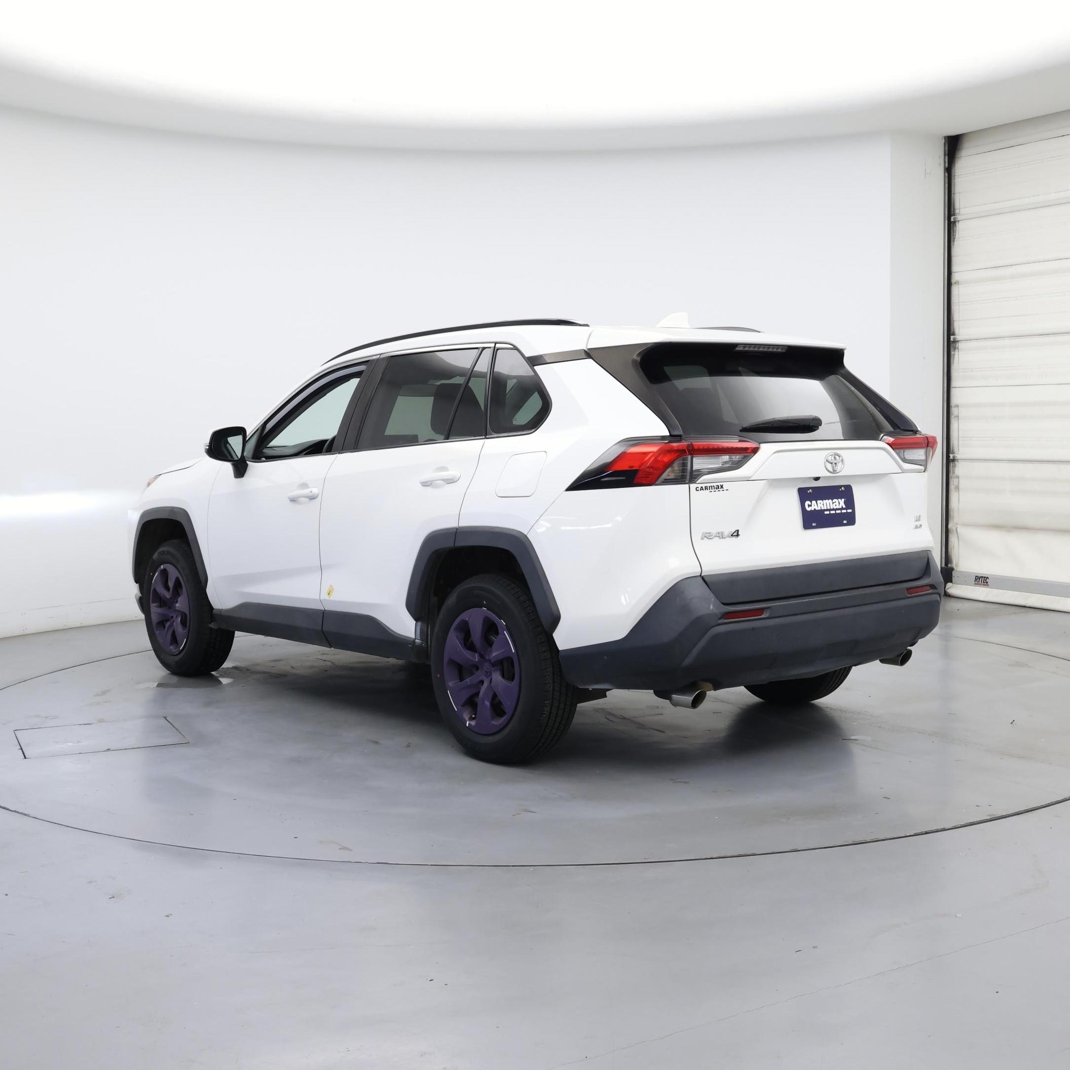 Thumbnail: 2021 Toyota RAV4 - 2