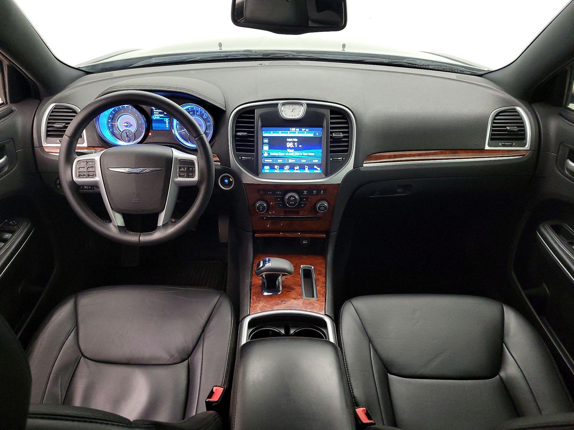 Thumbnail: 2014 Chrysler 300 - 9
