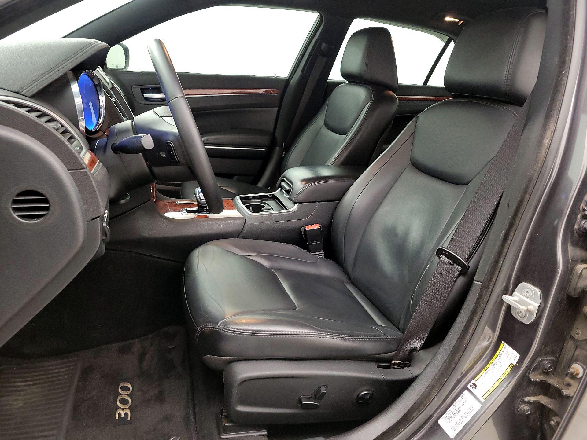 Thumbnail: 2014 Chrysler 300 - 11
