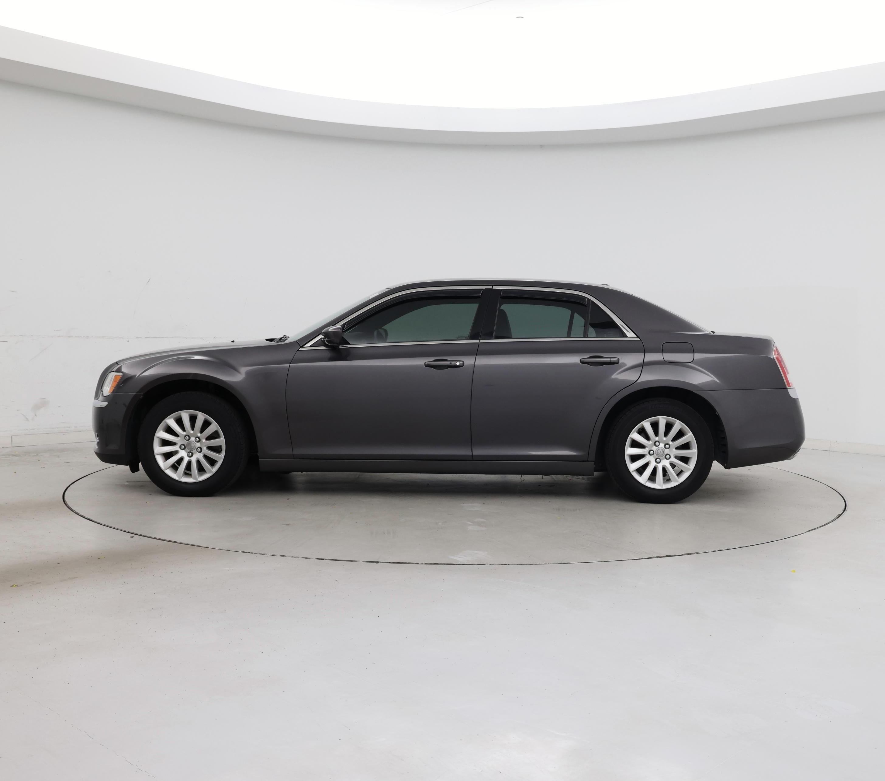 Thumbnail: 2014 Chrysler 300 - 3