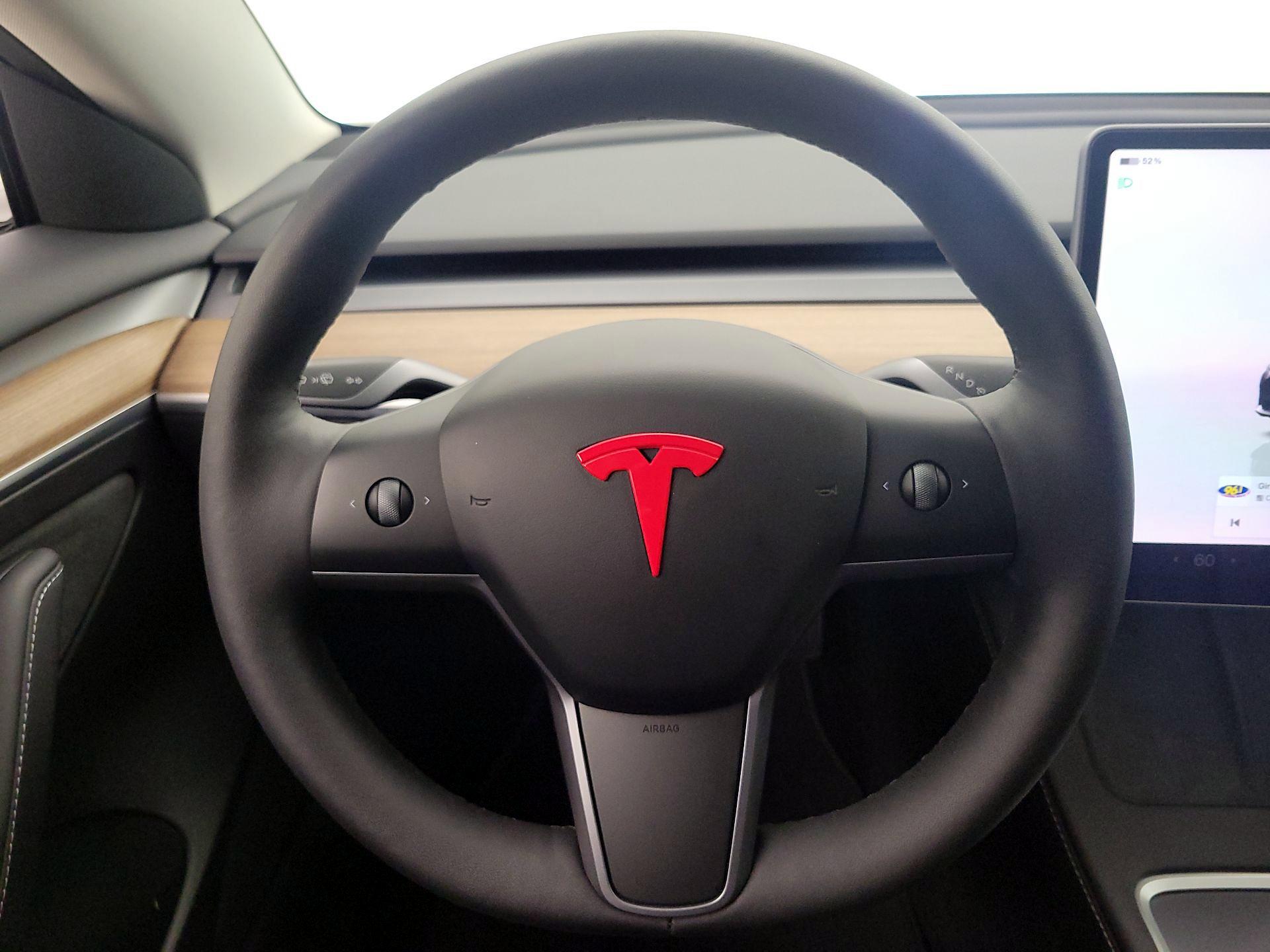 Thumbnail: 2023 Tesla Model 3 - 10