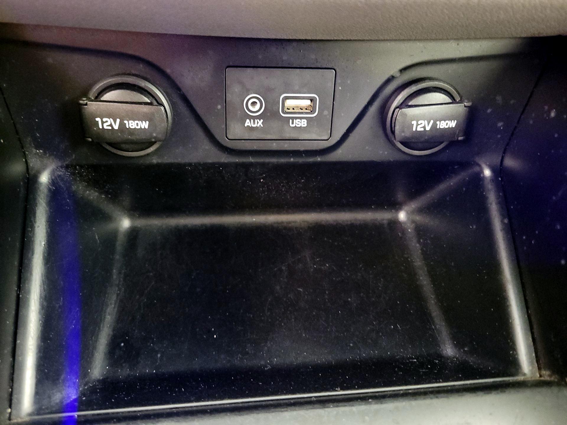 Thumbnail: 2019 Hyundai Tucson - 18