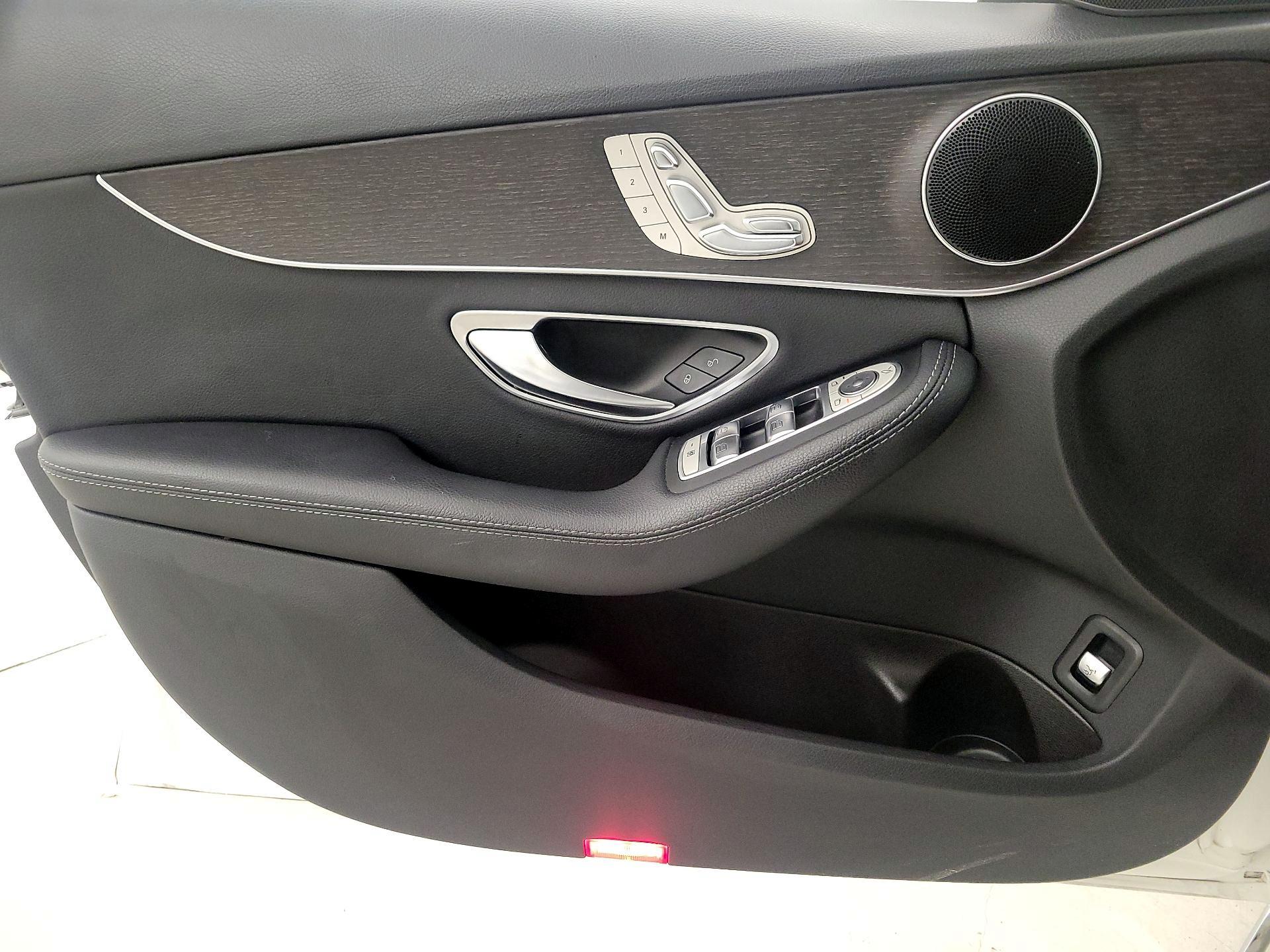 Thumbnail: 2019 Mercedes-Benz C-Class - 12
