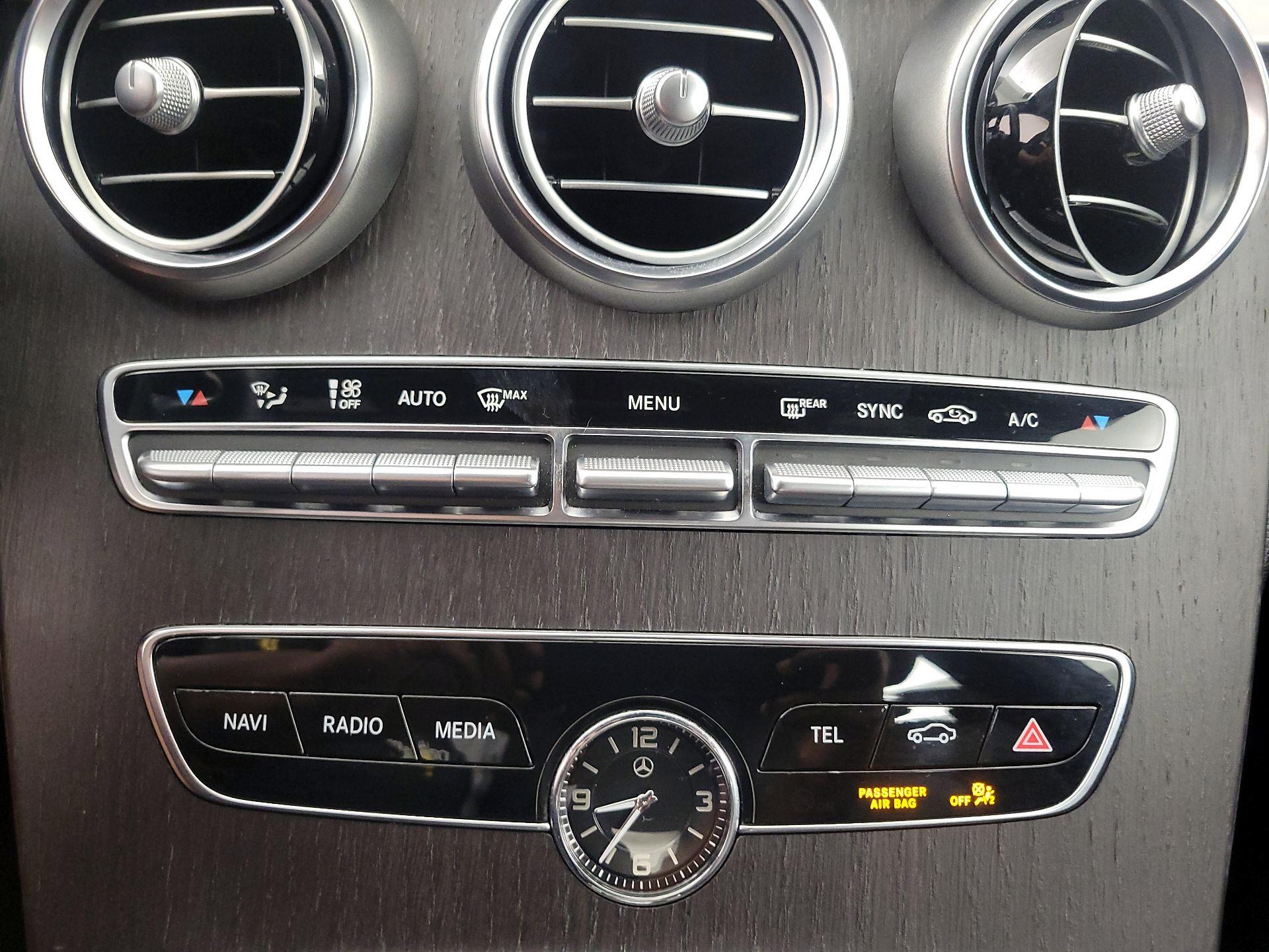 Thumbnail: 2019 Mercedes-Benz C-Class - 16