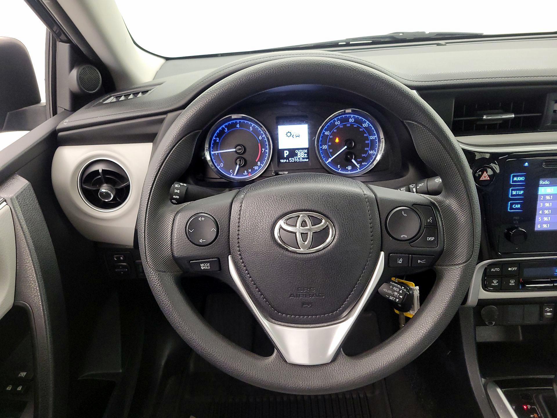Thumbnail: 2019 Toyota Corolla - 10
