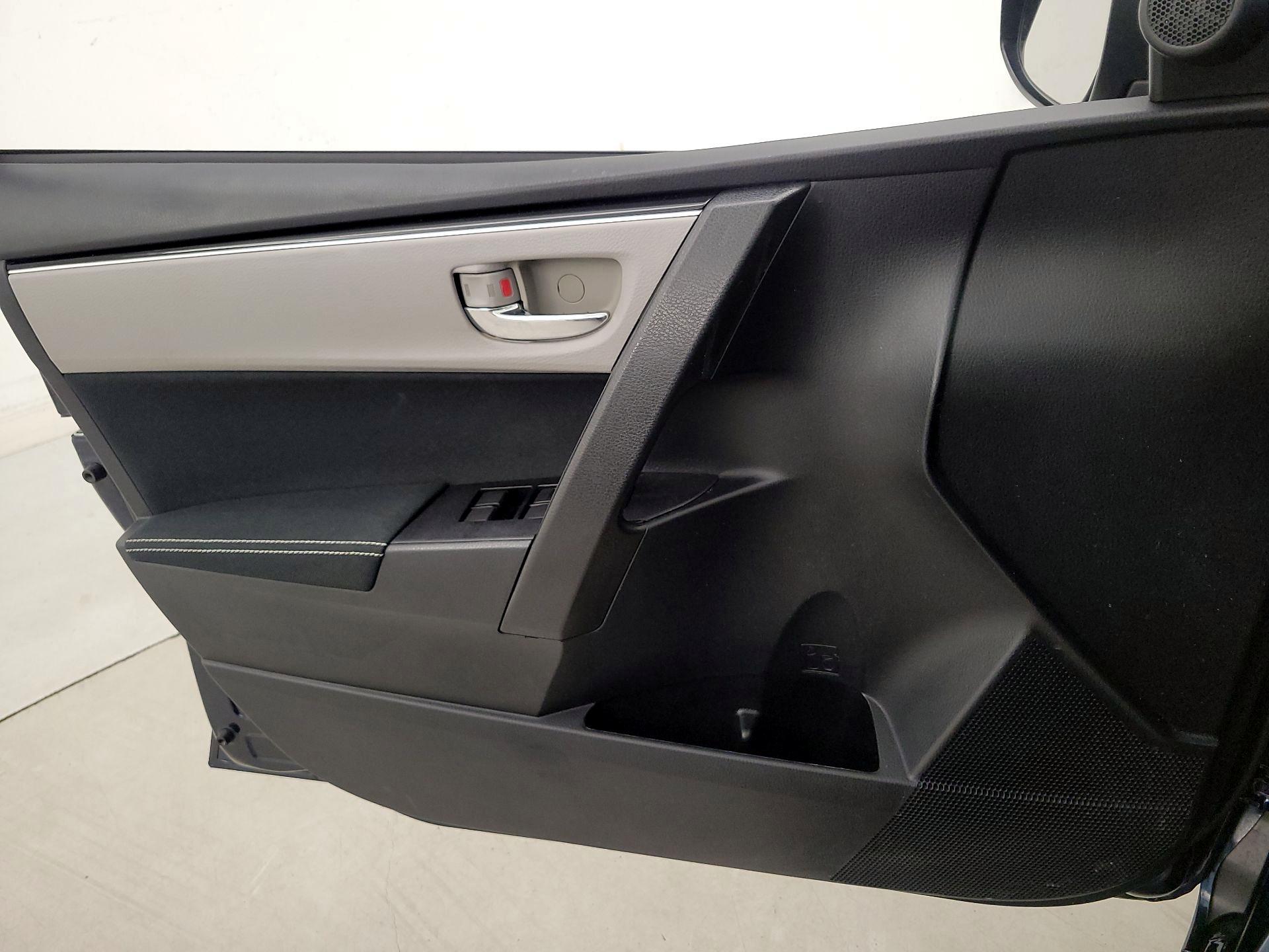 Thumbnail: 2019 Toyota Corolla - 12
