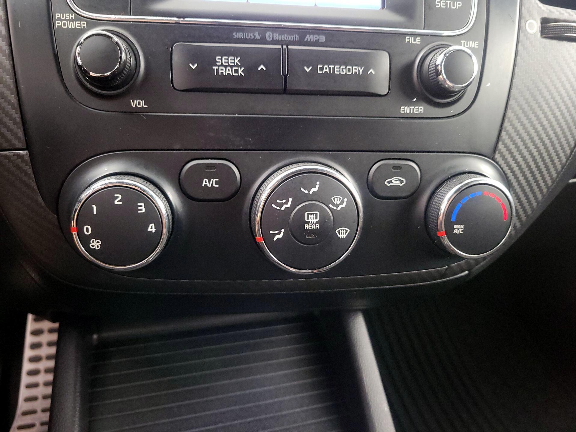 Thumbnail: 2014 Kia Forte - 16