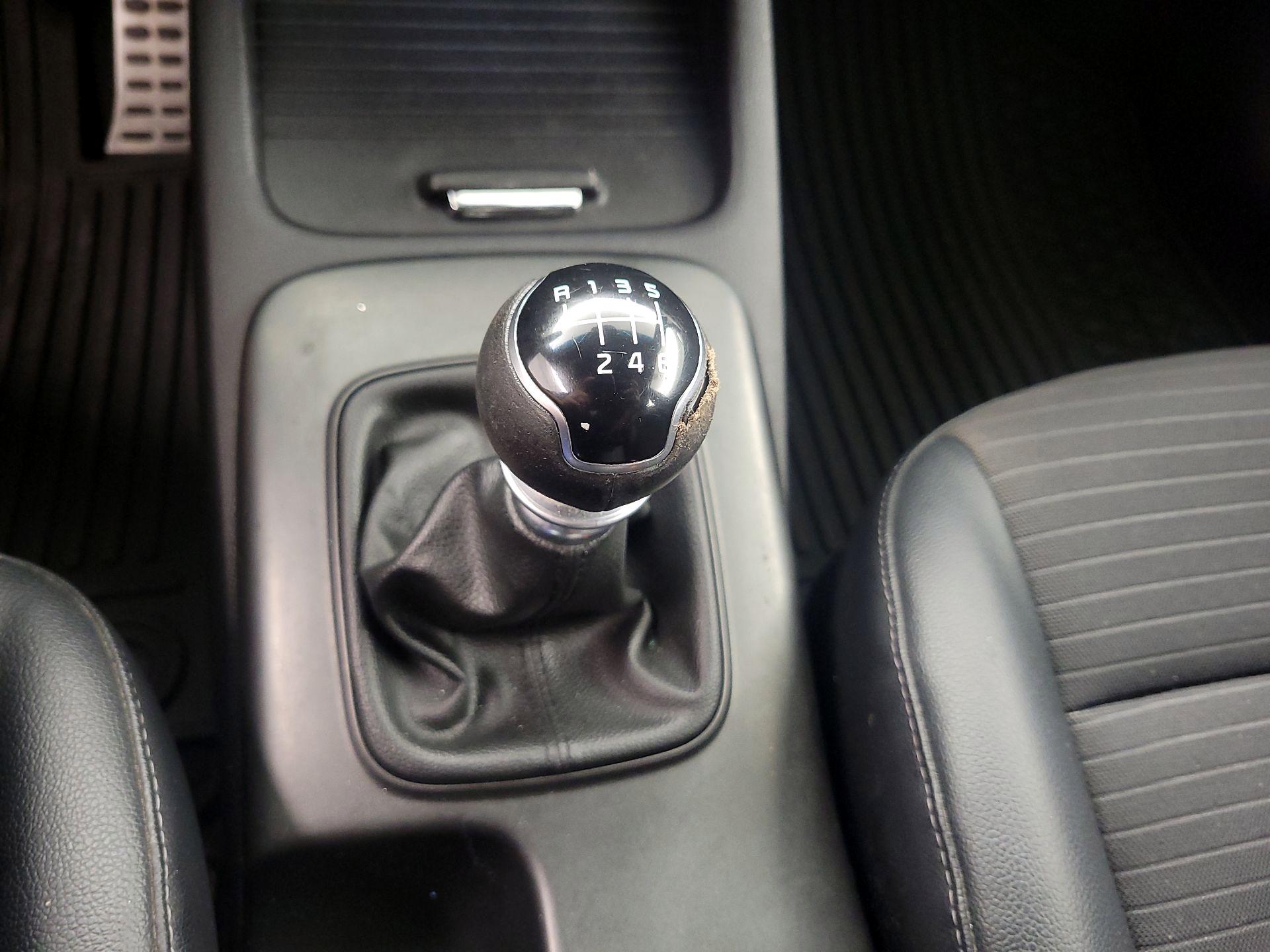 Thumbnail: 2014 Kia Forte - 17